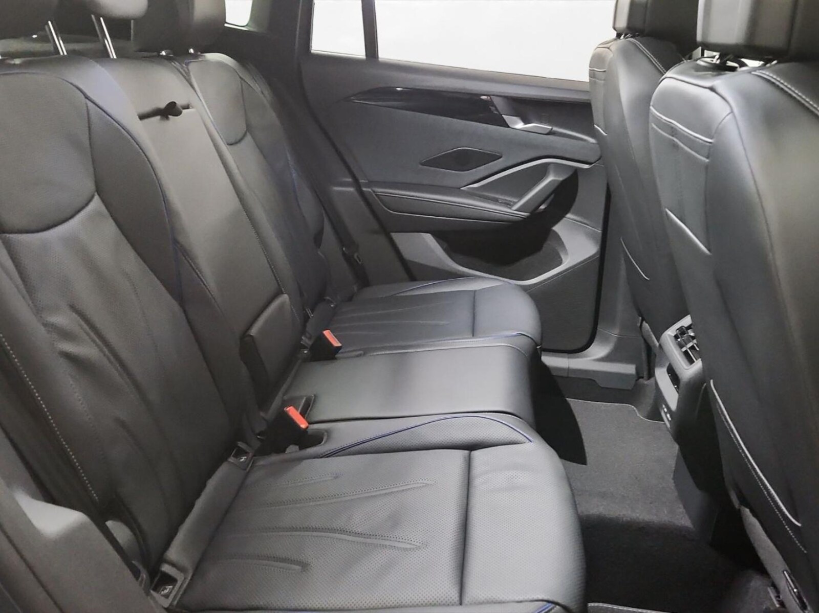 Volkswagen Tiguan – Bild 14