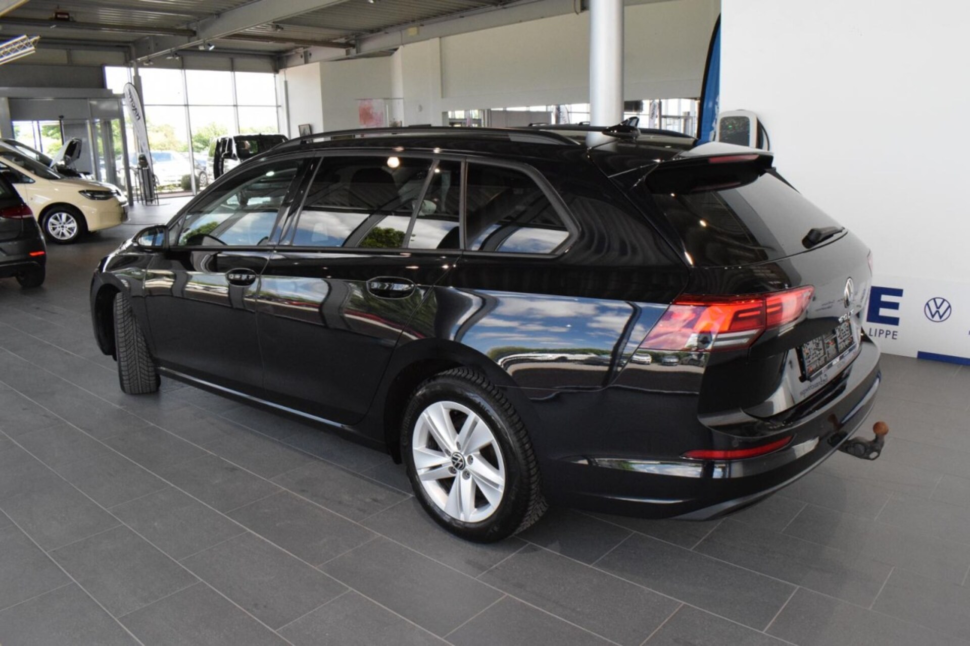 Volkswagen Golf Variant Life
