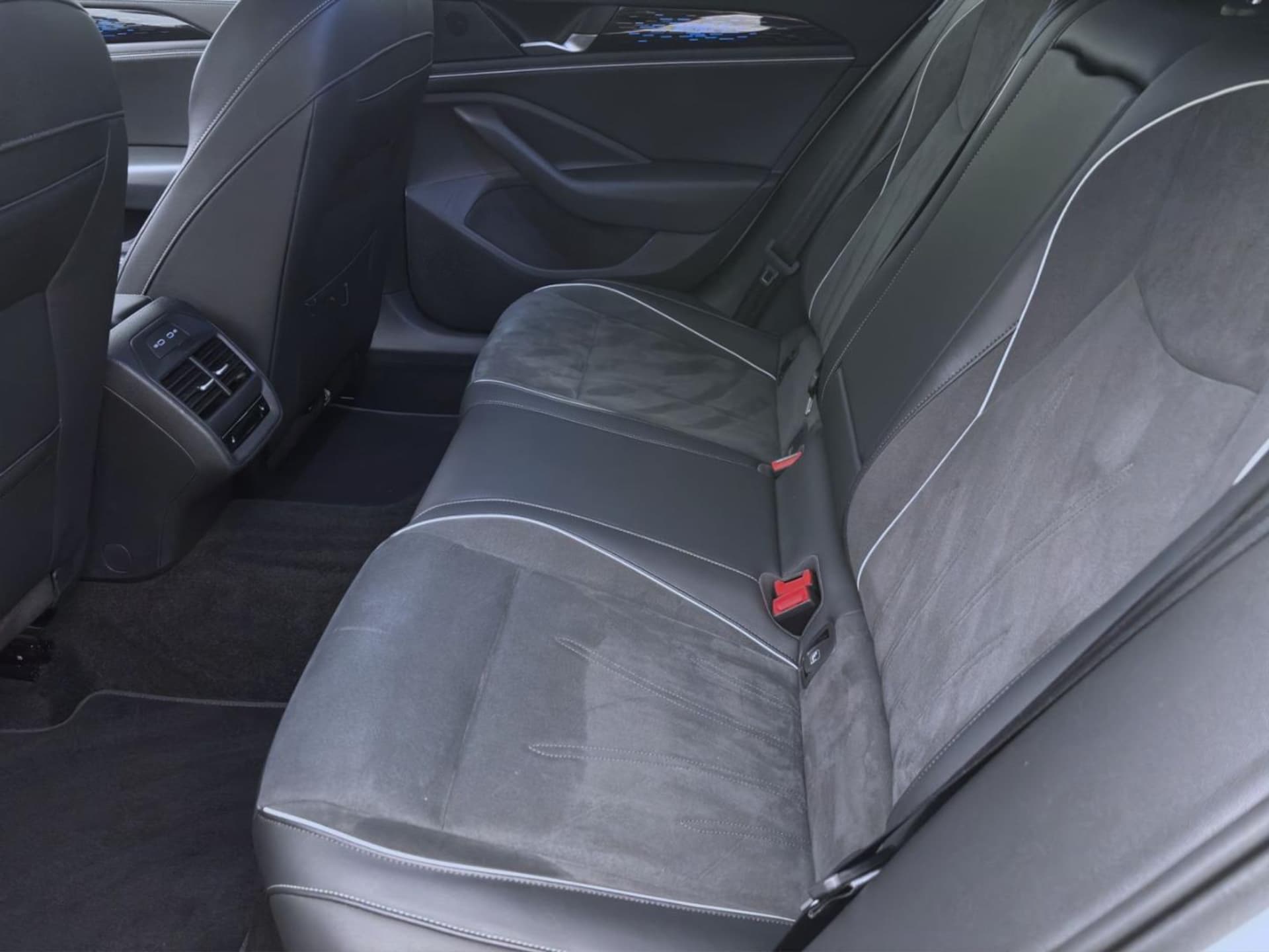 Volkswagen Passat Elegance