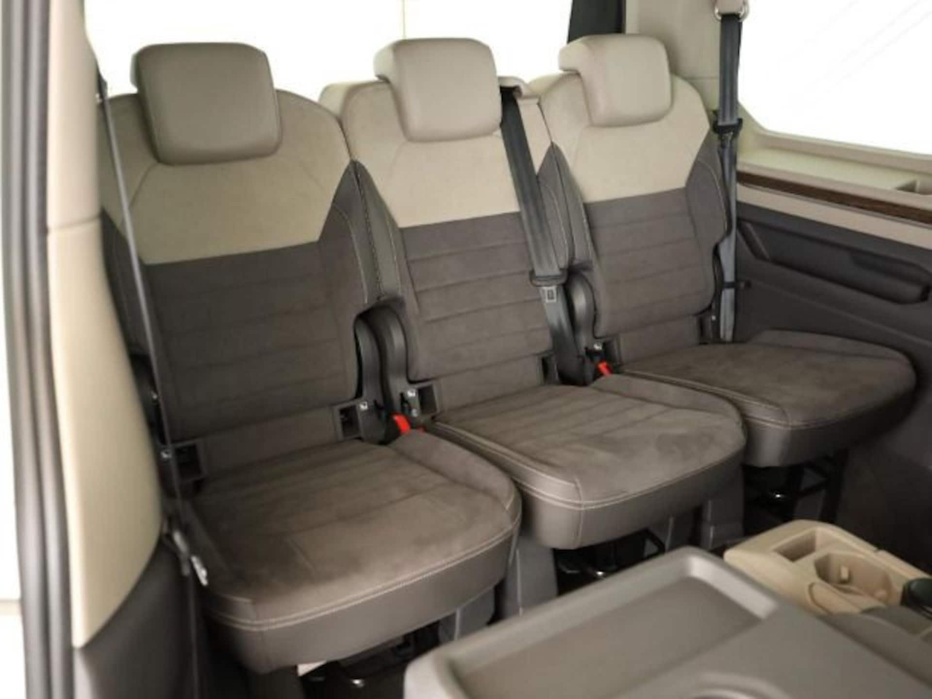 Volkswagen Multivan Style