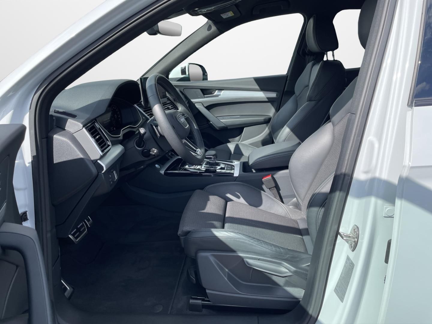 Bild über Audi Q5 40 TDI quattro S tronic - für weitere Informationen kontaktieren Sie den Audi Partner