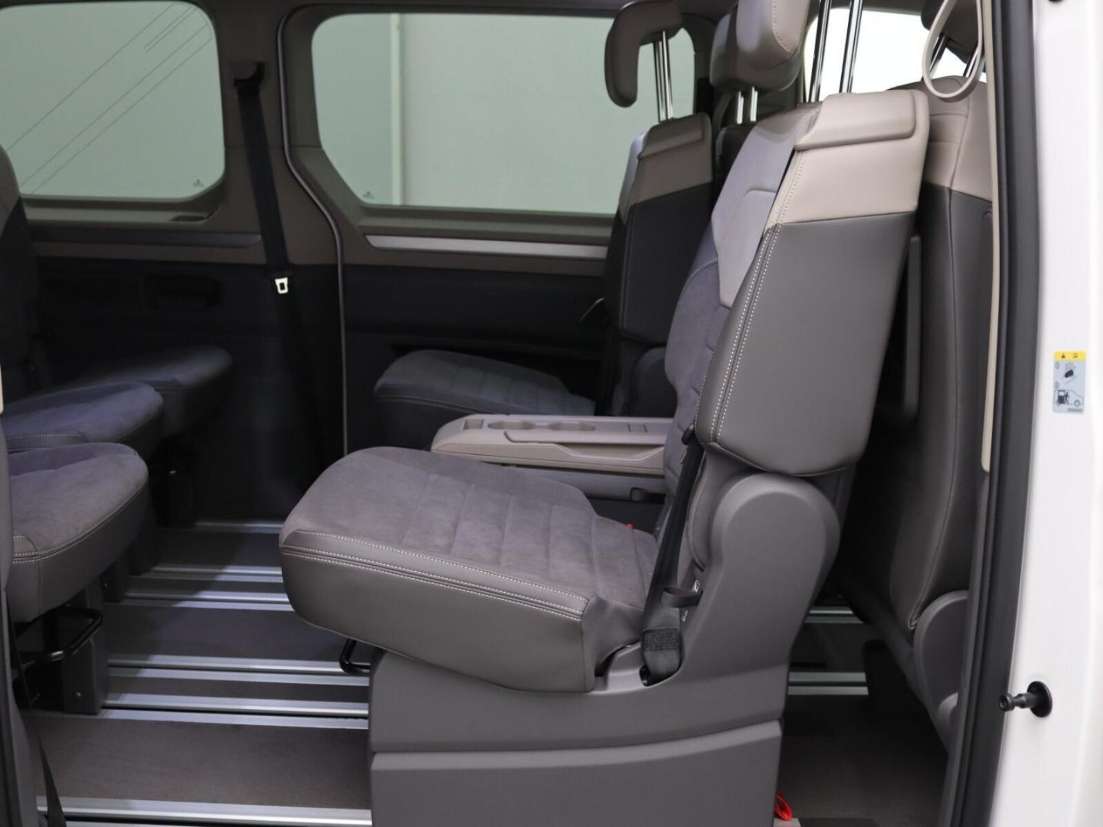 Volkswagen Multivan – Bild 15
