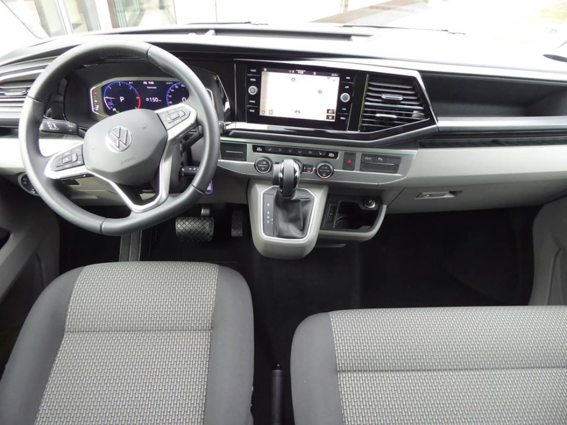 Volkswagen T6.1 Caravelle kurzer Radstand Trendline