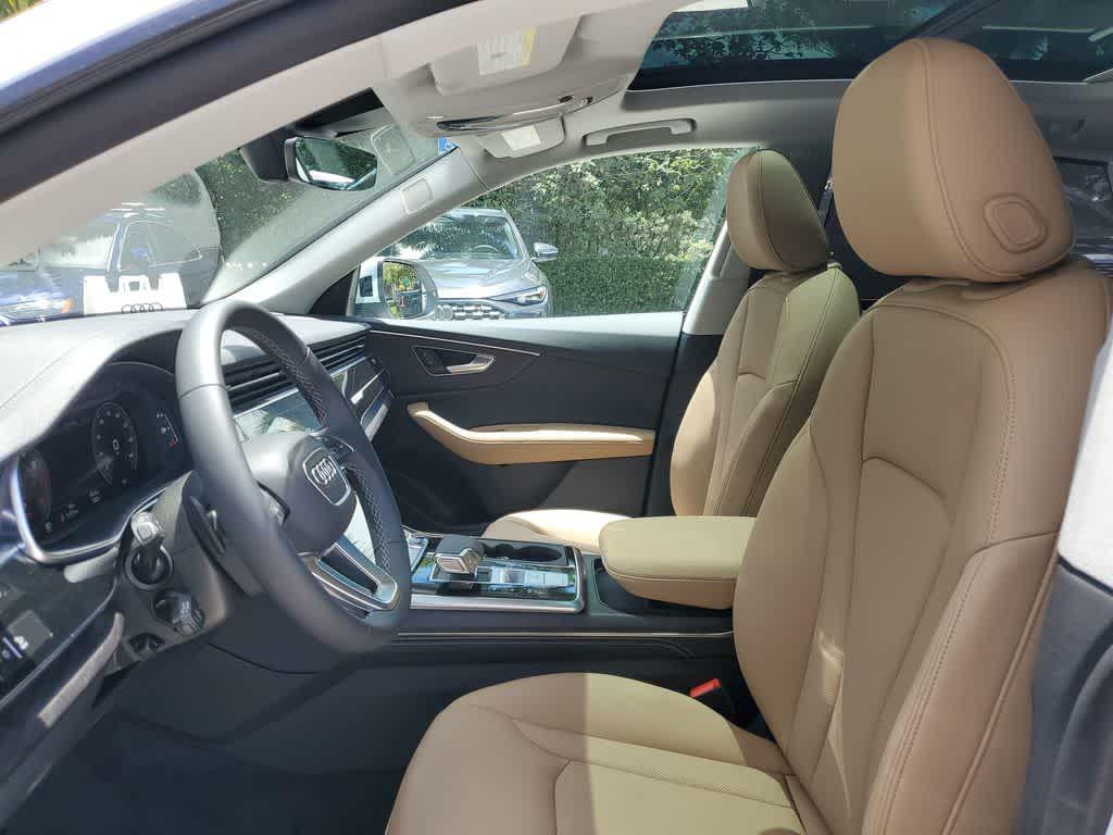 2025 Audi Q8 Premium Plus - Photo 12
