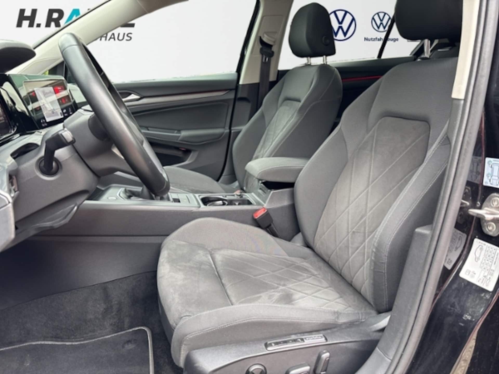 Volkswagen Golf Style