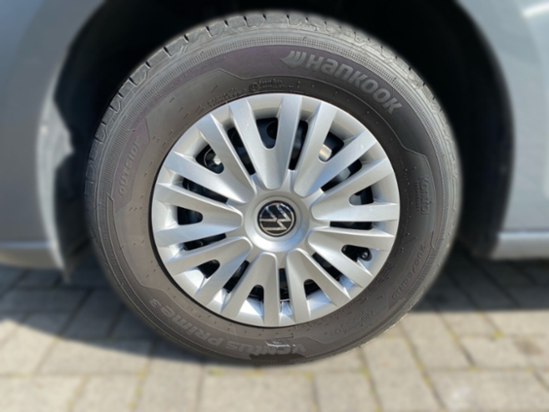 Volkswagen Caddy Basis-Modell
