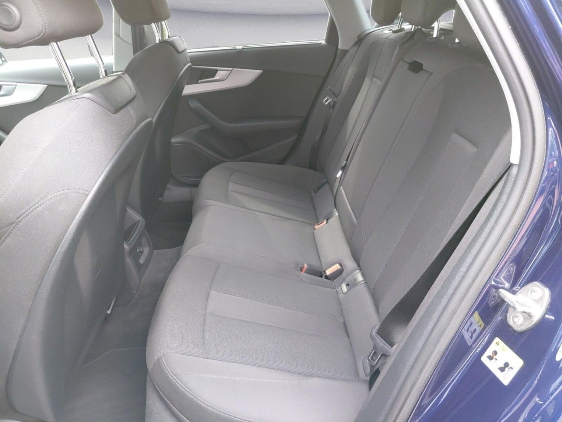 Audi A4 Avant S line