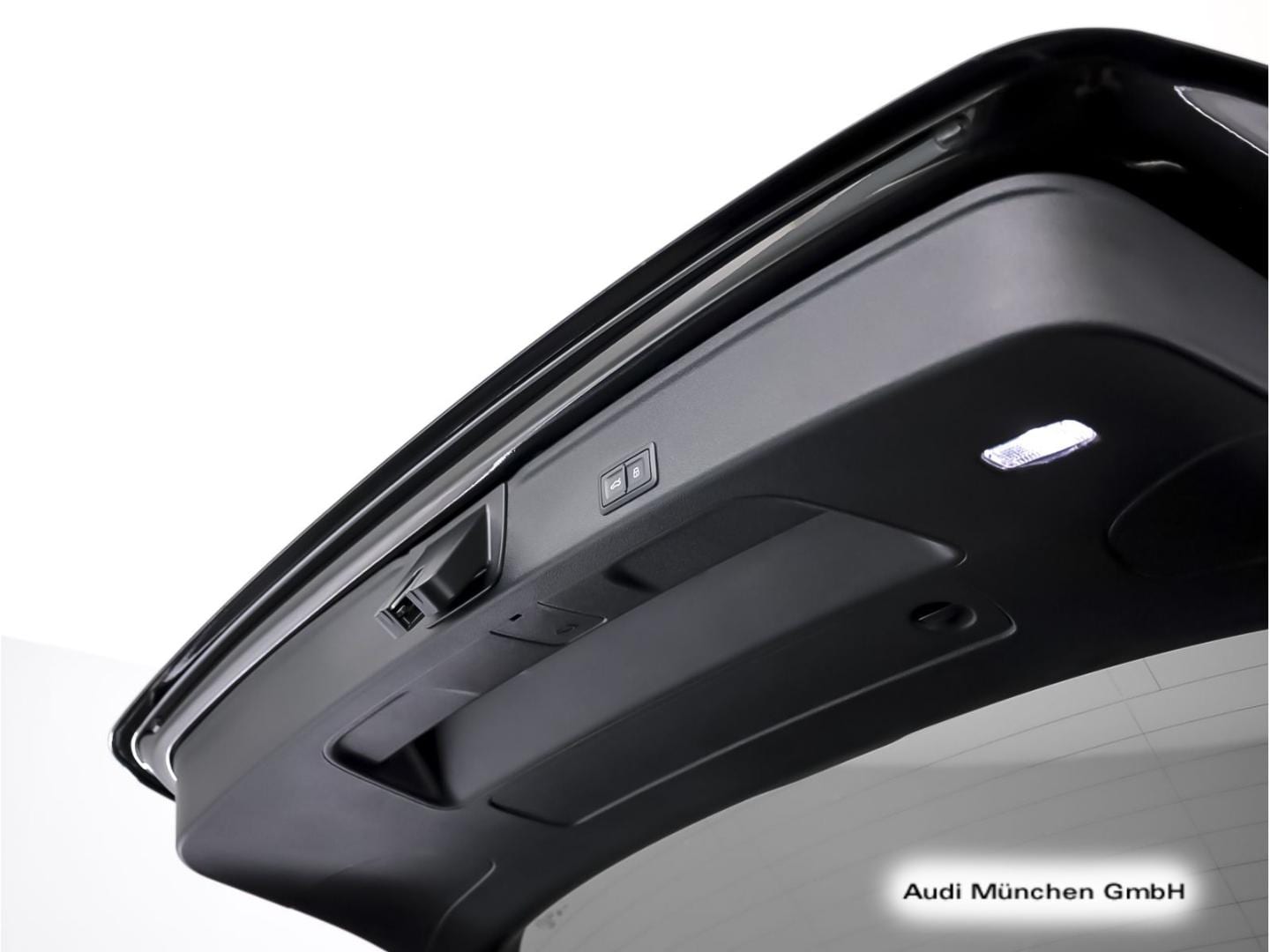 Bild über Audi A4 Avant S line 40 TFSI quattro S tronic - für weitere Informationen kontaktieren Sie den Audi Partner