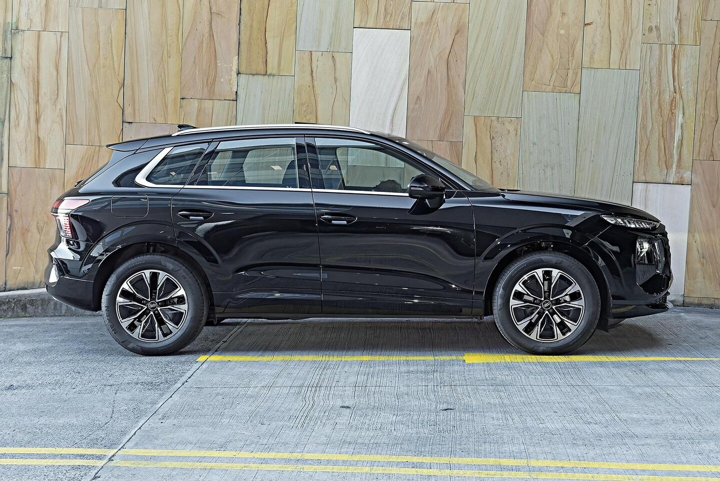 Image about Audi Q3 SUV TFSI 110 kW