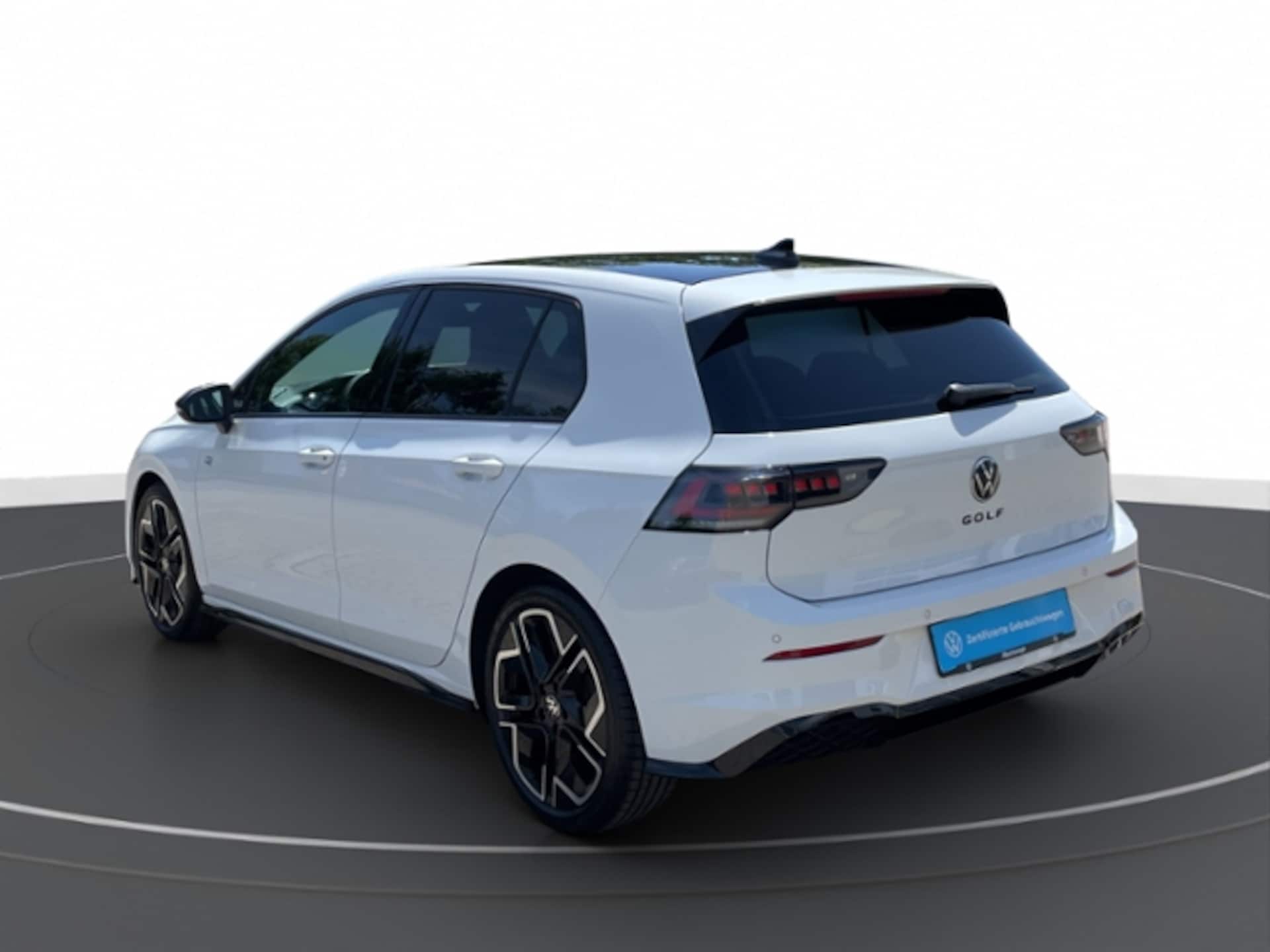 Volkswagen Golf R-Line