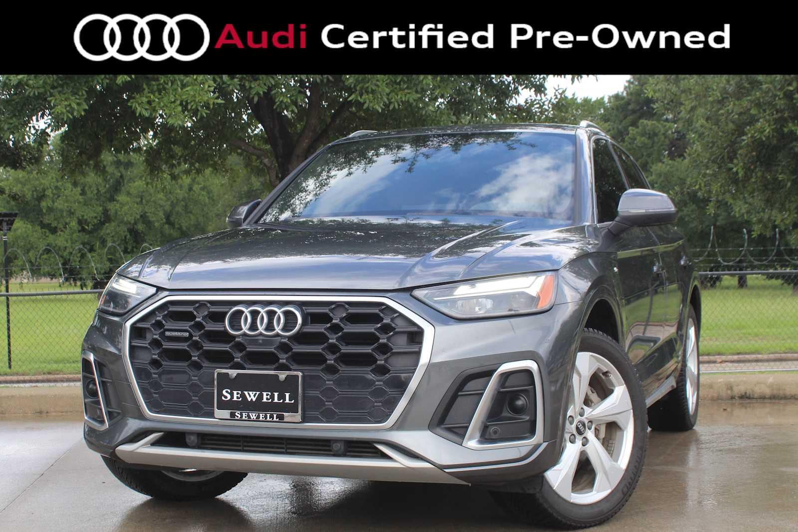 2022 Audi Q5 45 Premium Plus's photo