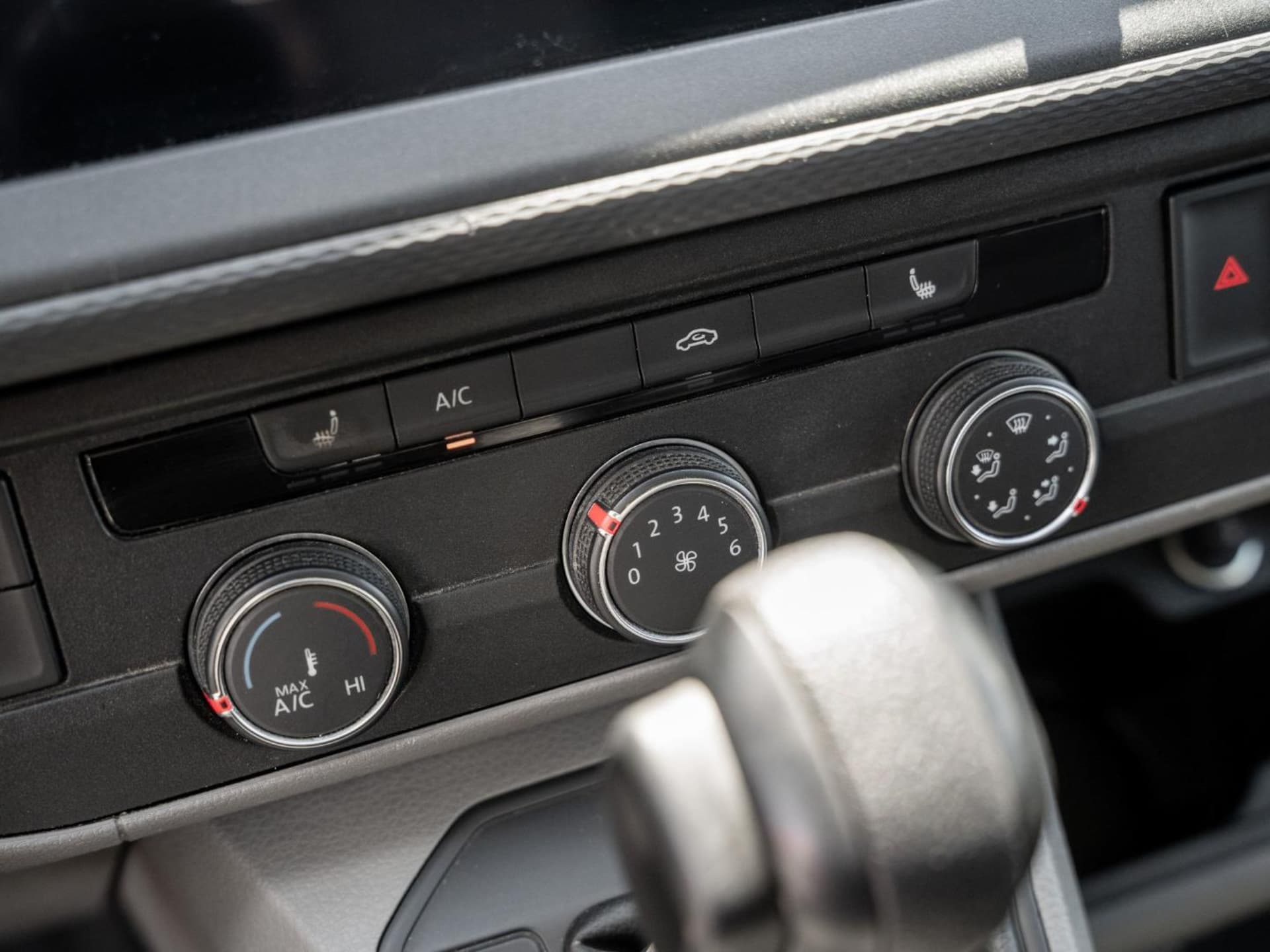 Volkswagen T6.1 Transporter Kasten langer Radstand