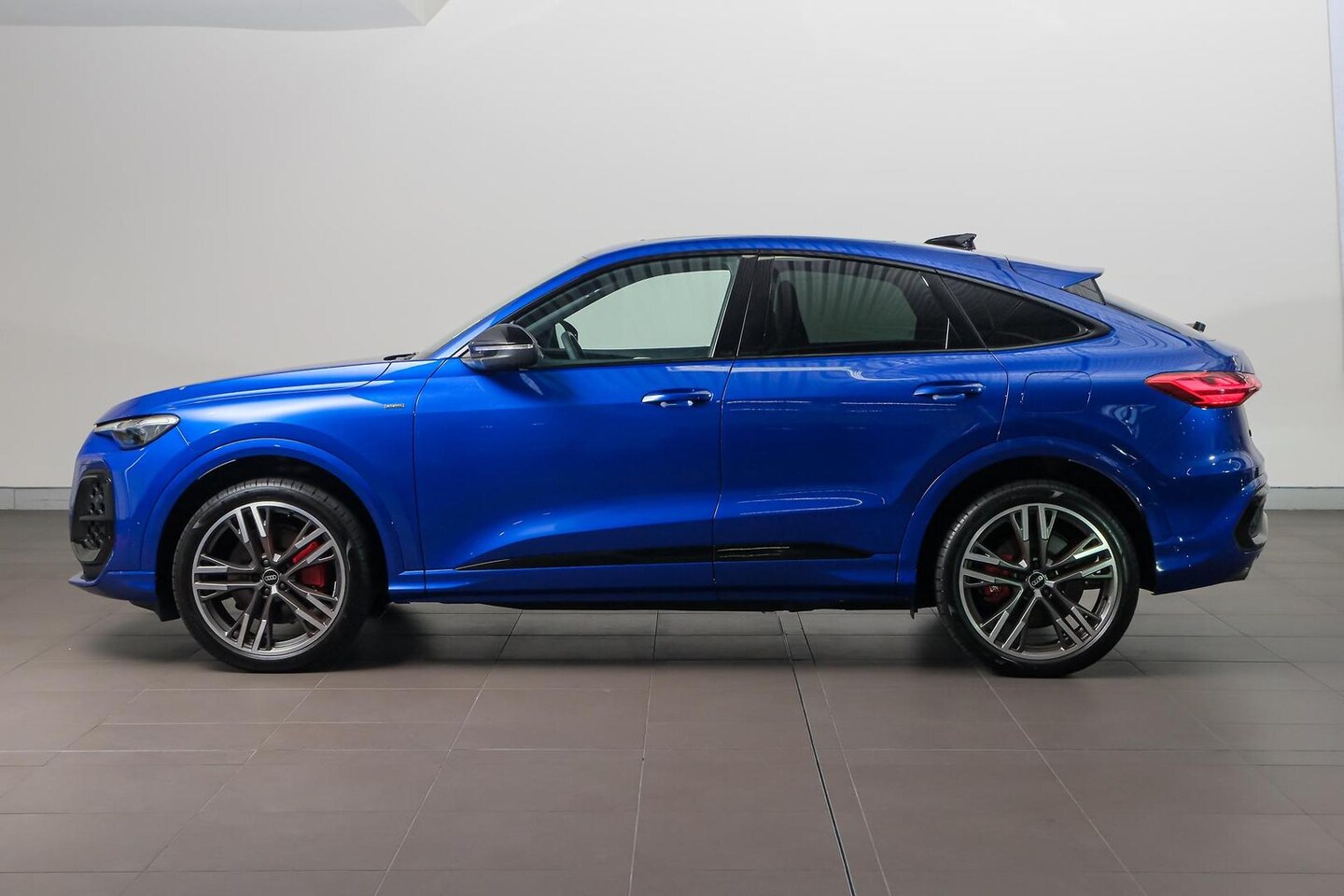 Image about Audi Q5 Sportback e-hybrid quattro S tronic