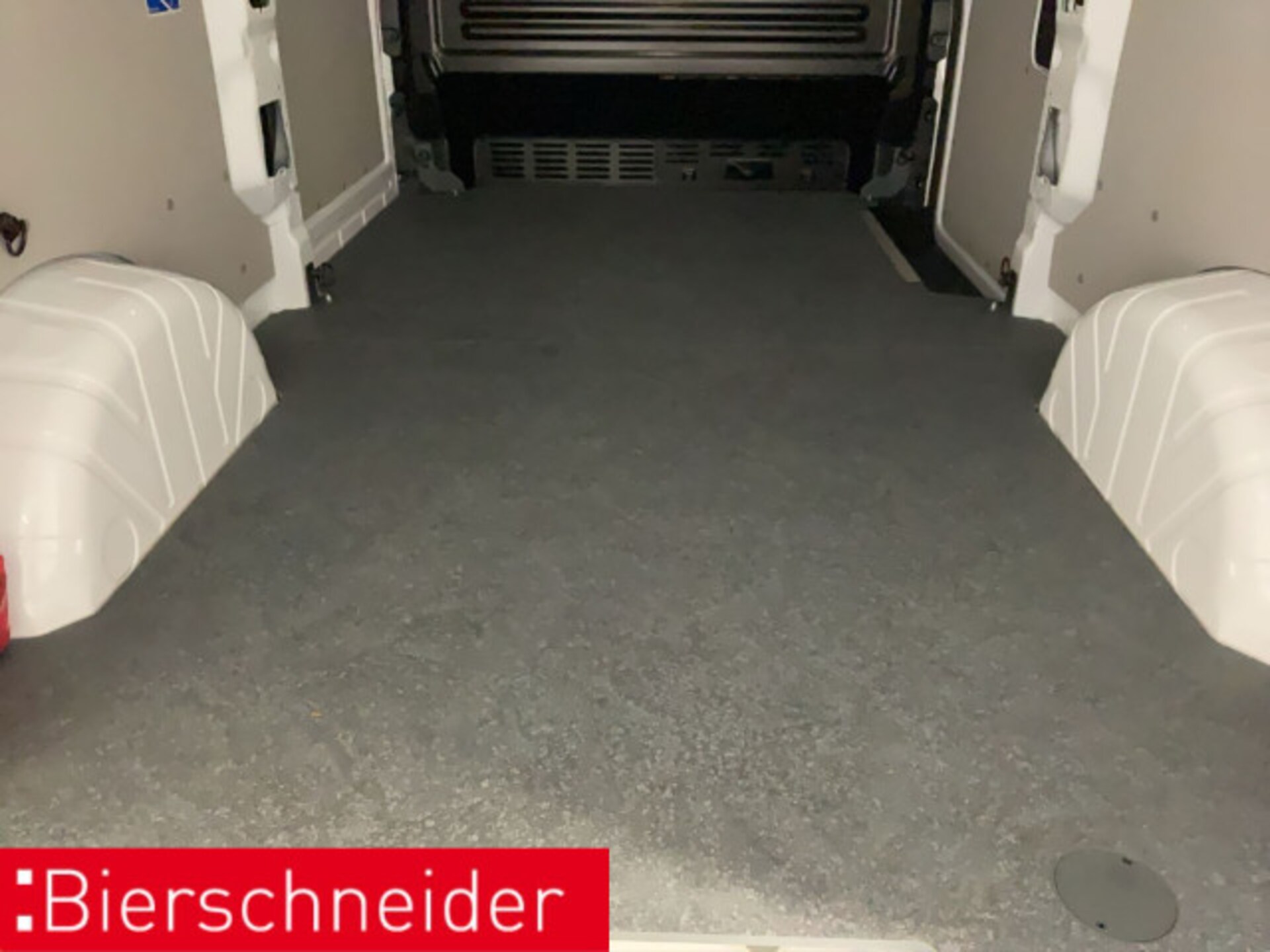Volkswagen Transporter Kasten langer Radstand