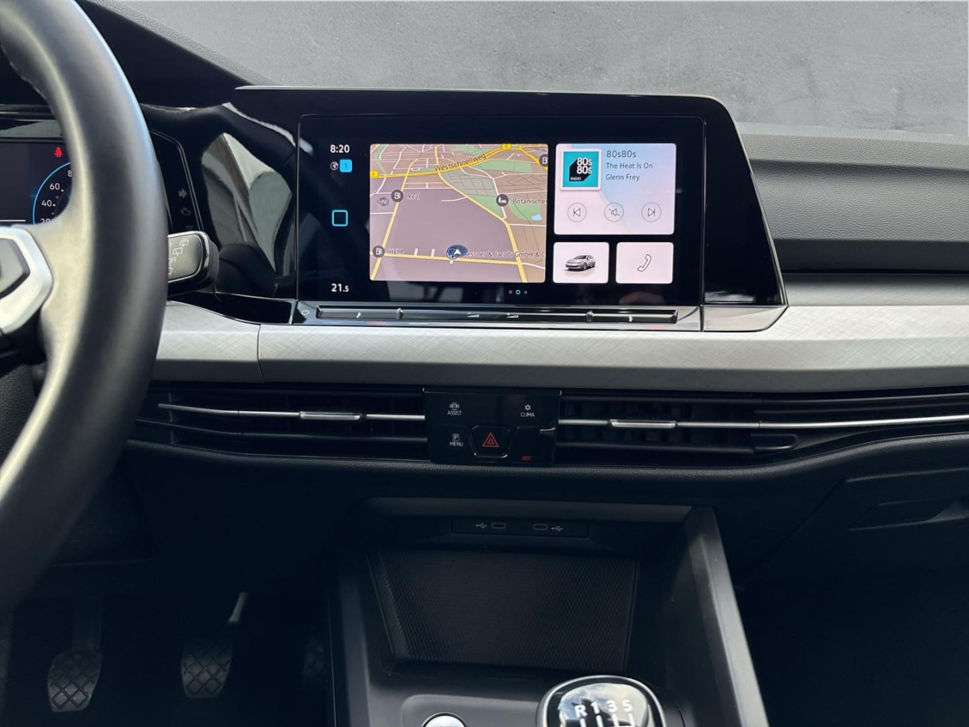 Volkswagen Golf Life