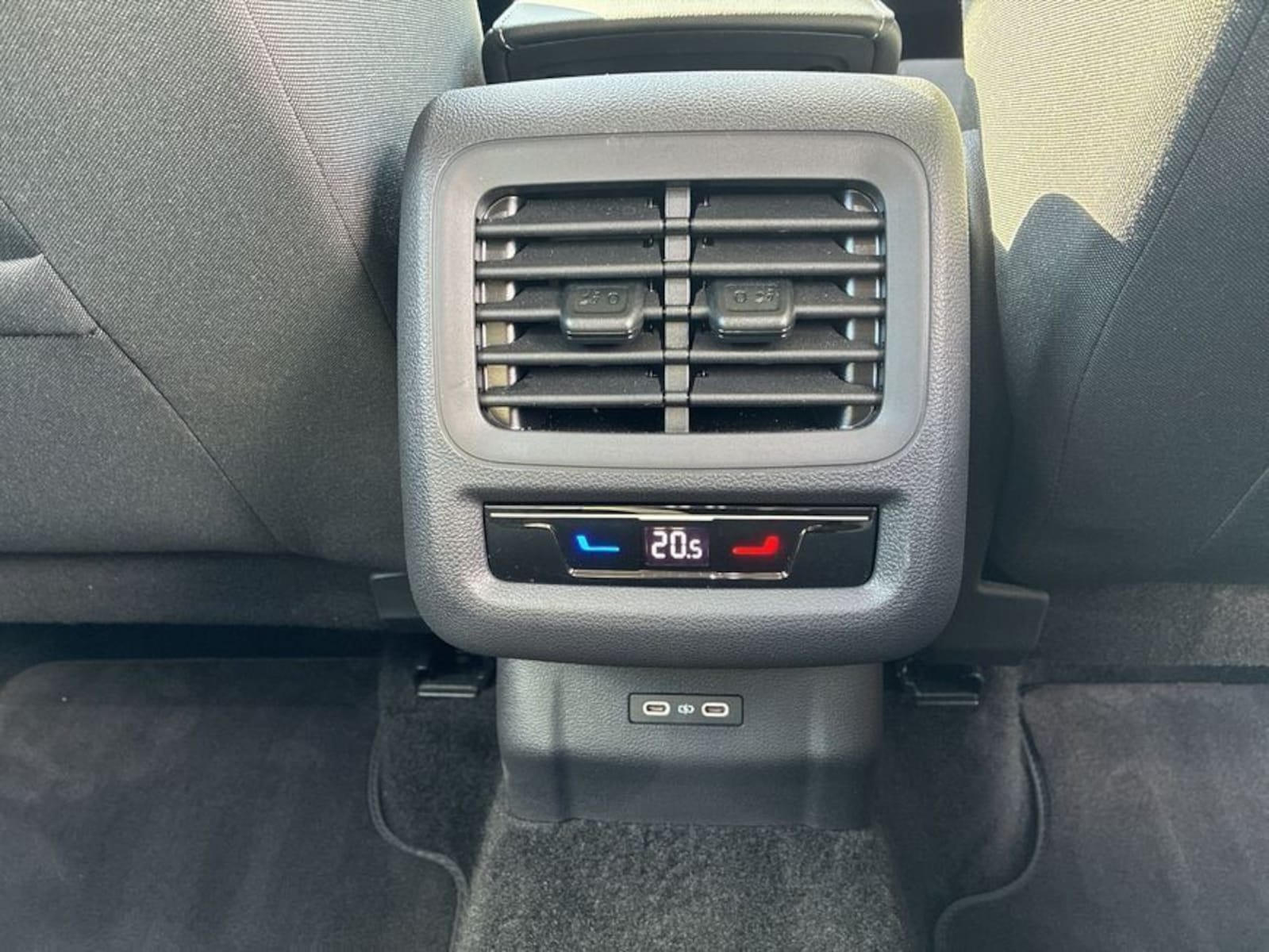 Volkswagen T-Roc – Bild 21