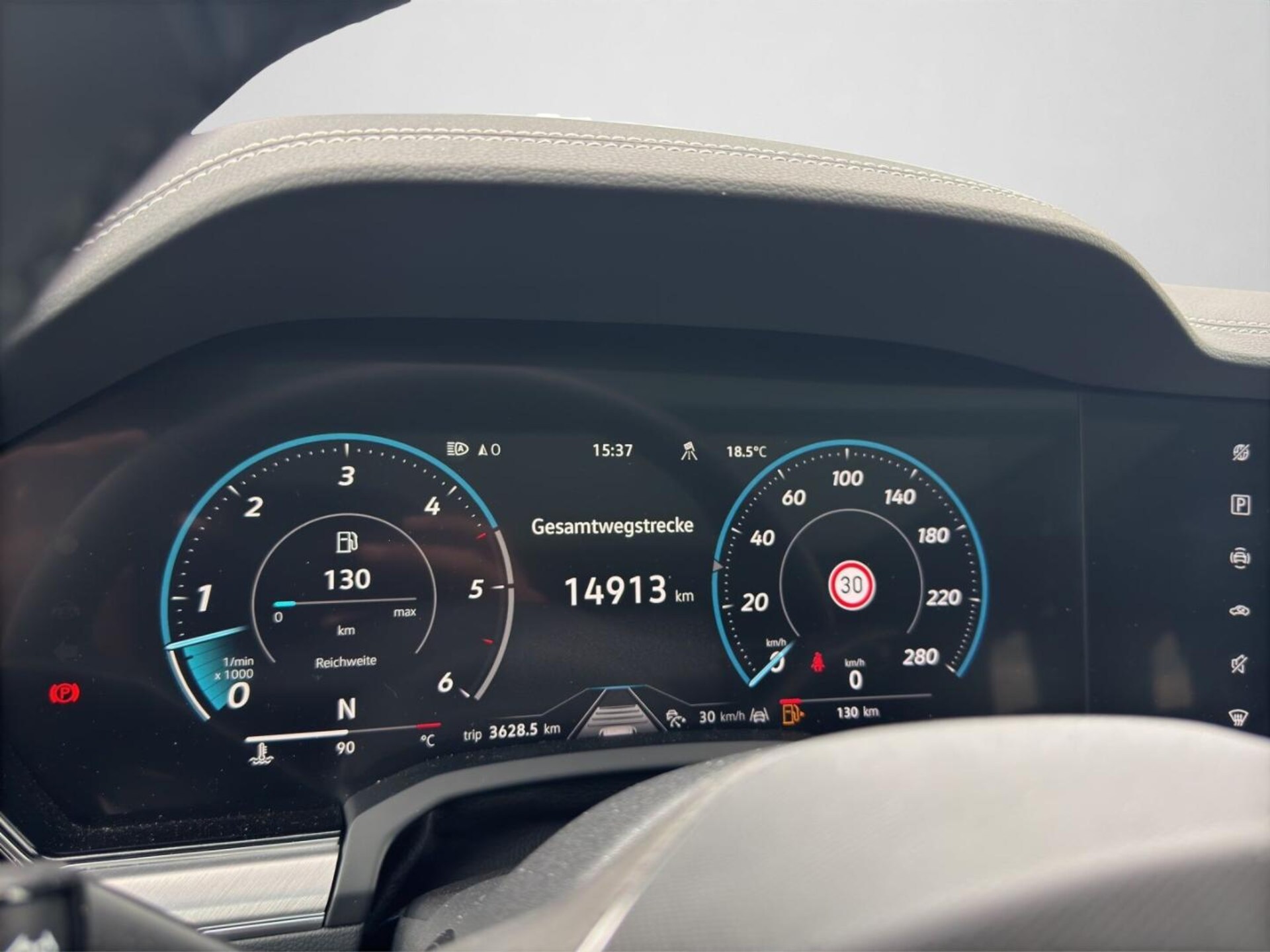 Volkswagen Touareg Basis-Modell