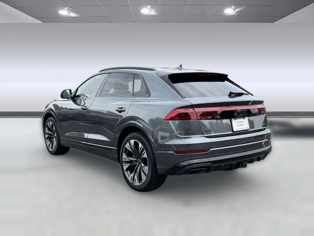 2026 Audi Q8