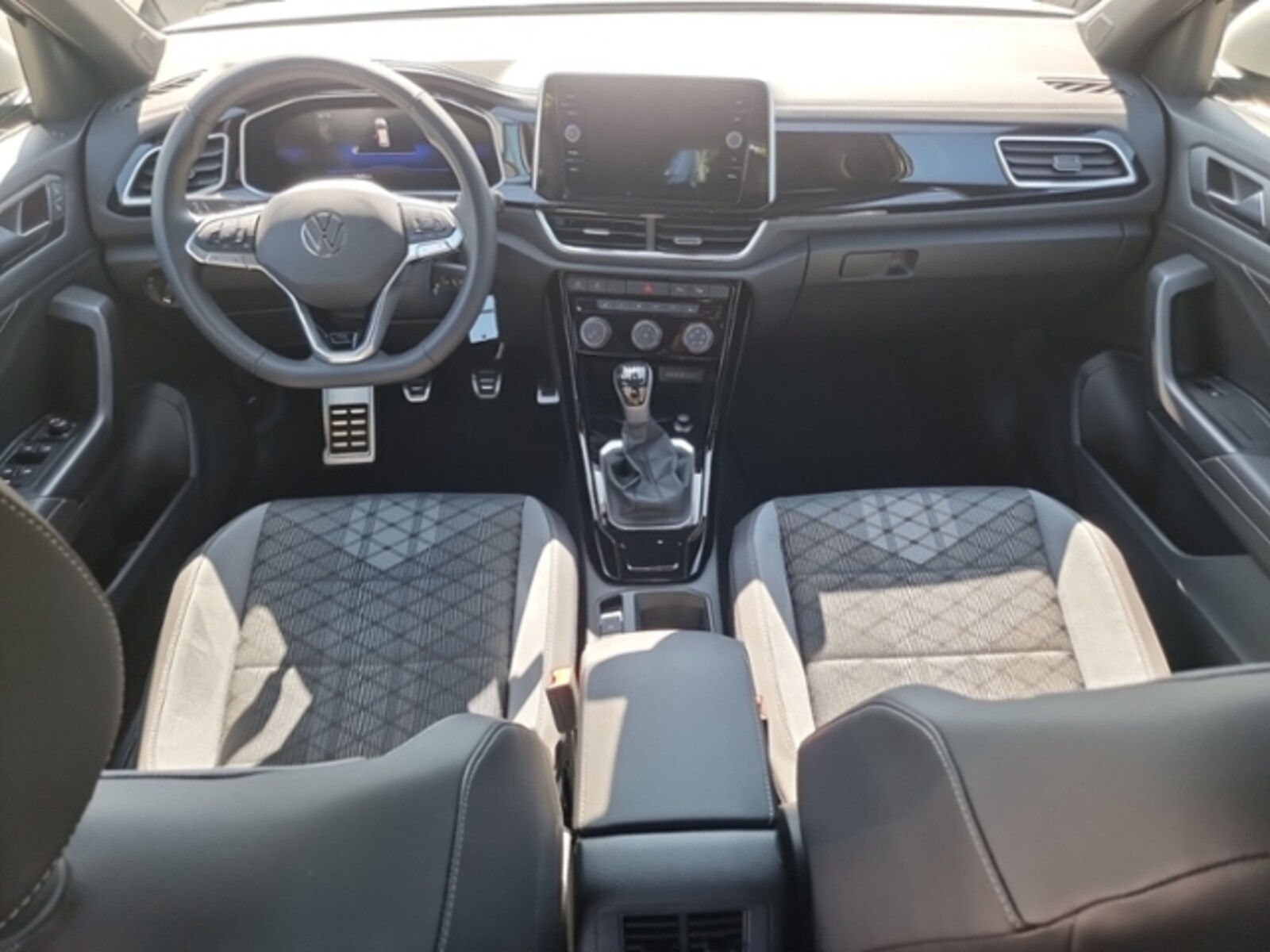 Volkswagen T-Roc – Bild 10