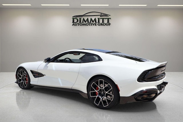 2025 Aston Martin Vanquish