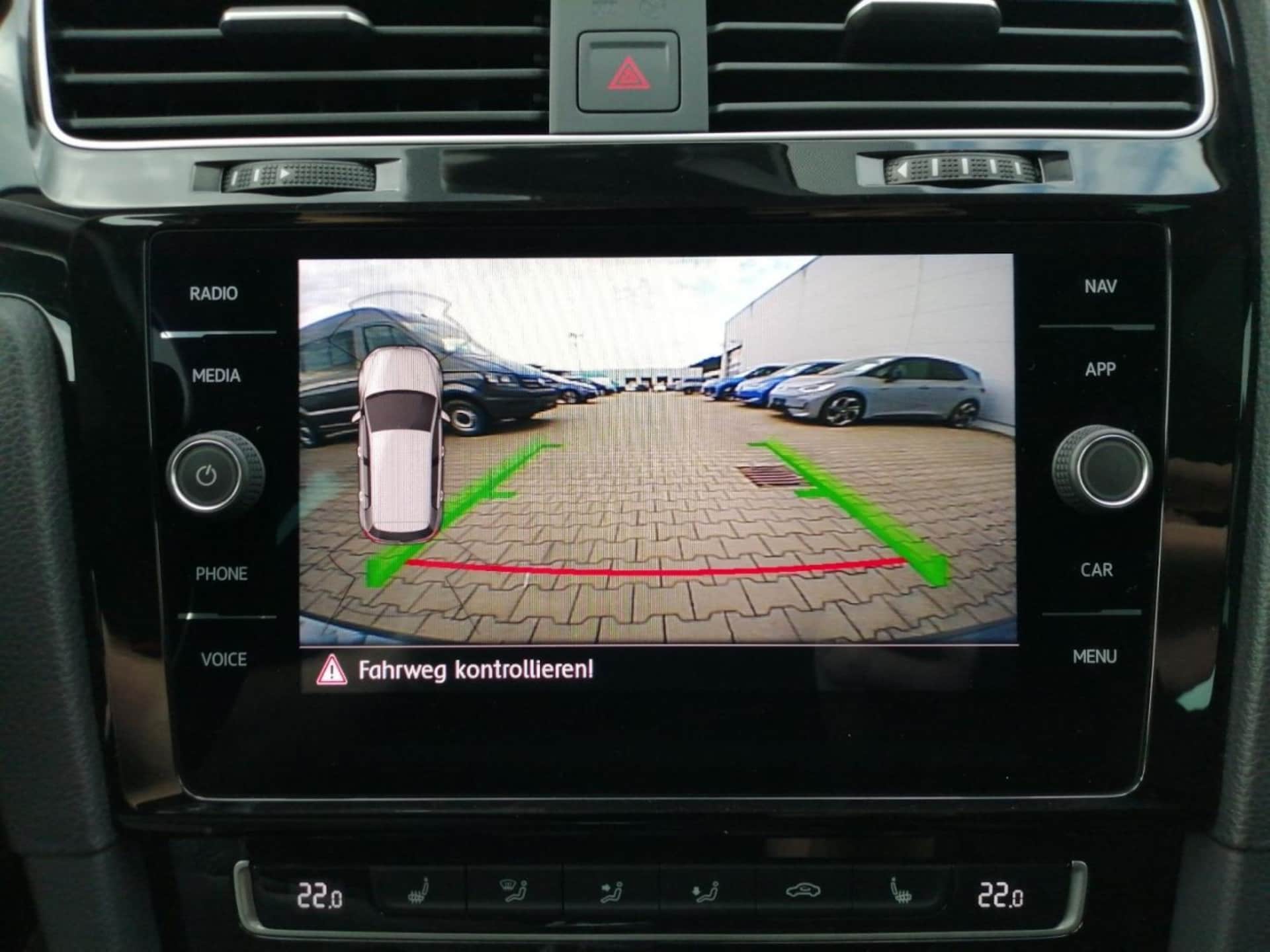 Volkswagen Golf IQ.DRIVE