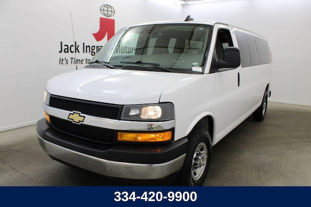 2025 Chevrolet Express Passenger