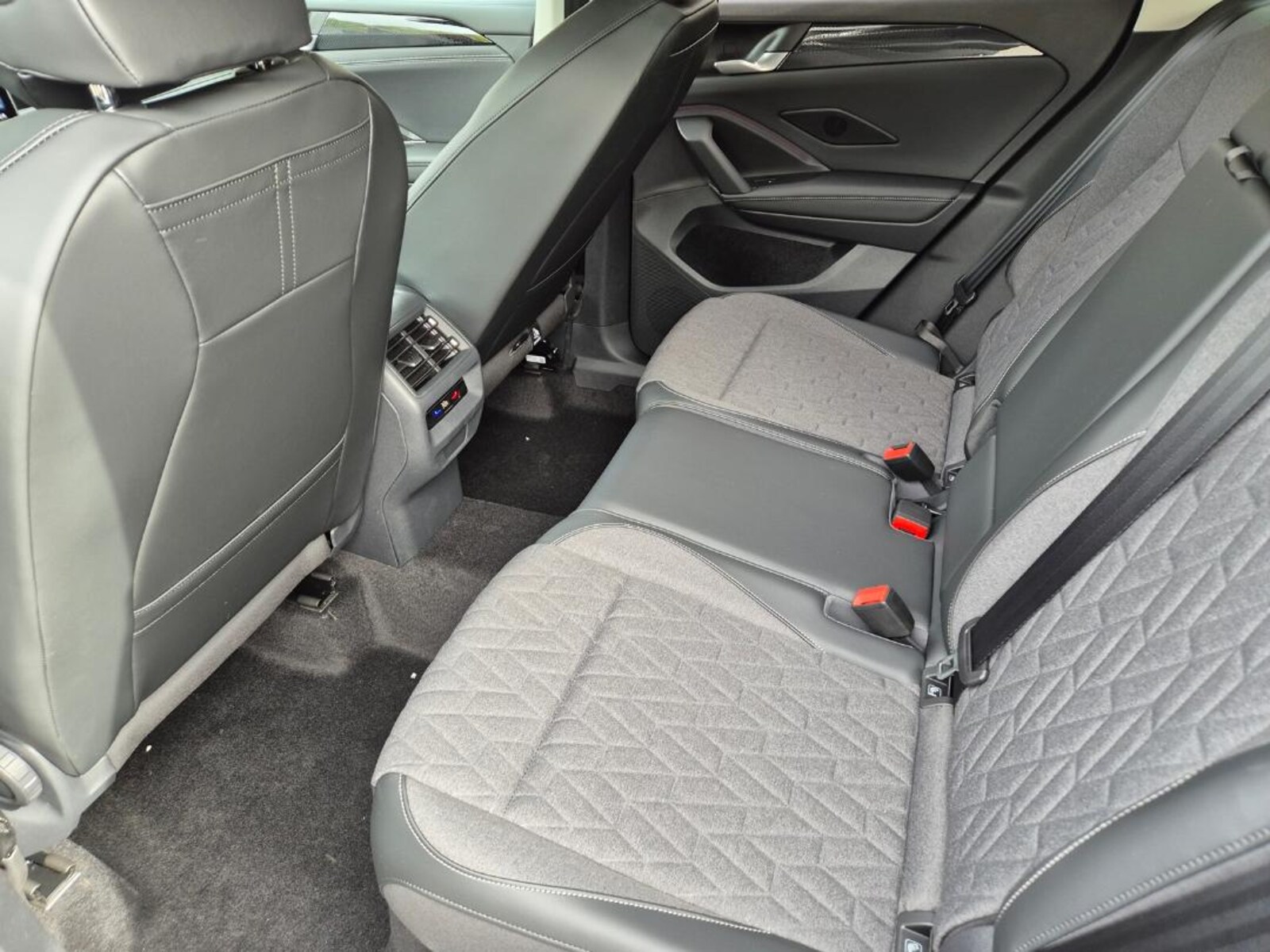 Volkswagen Tiguan – Bild 28