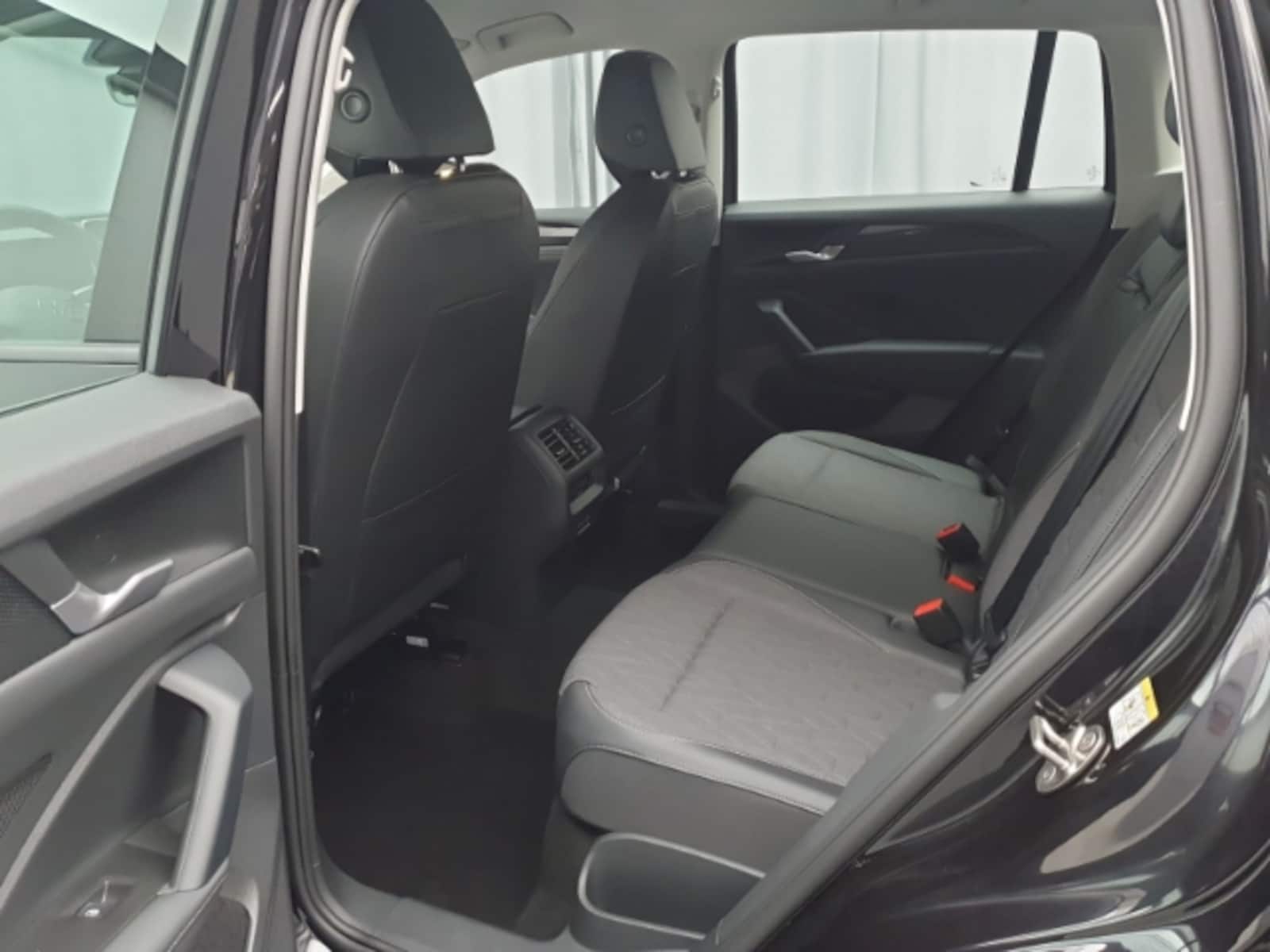 Volkswagen Tiguan – Bild 9
