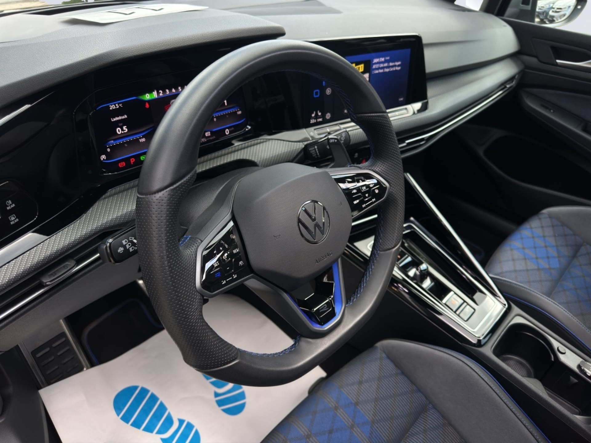 Volkswagen Golf R