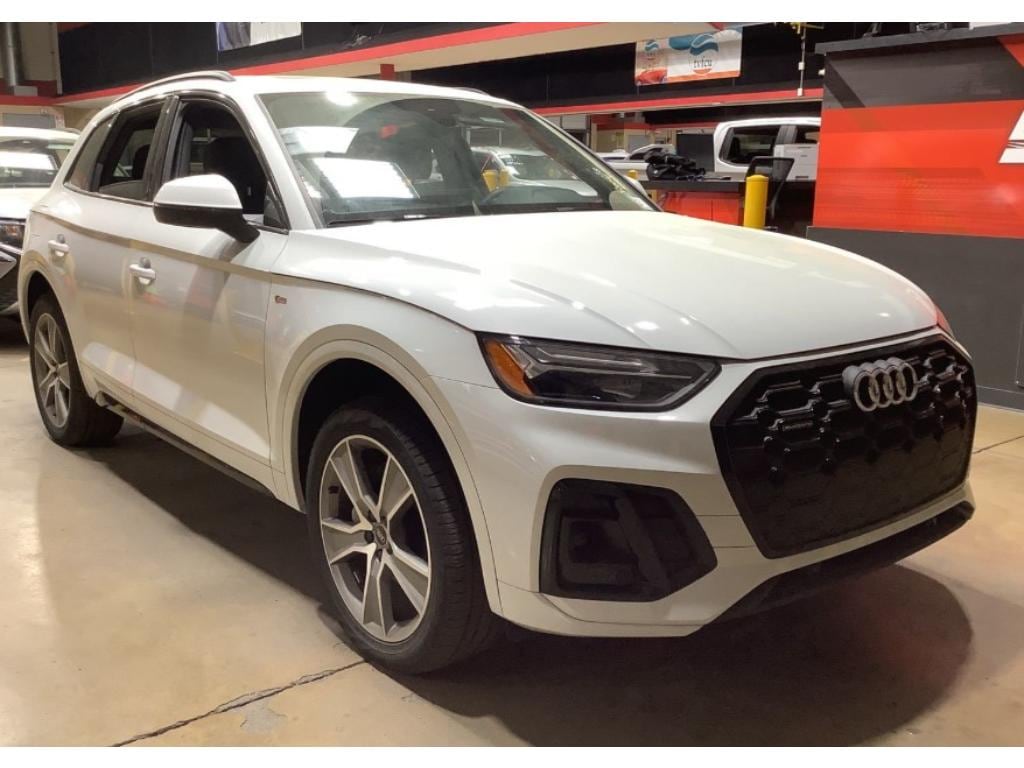 2025 Audi Q5 45 Premium's photo