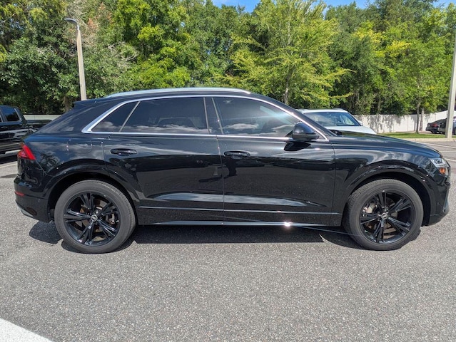 2022 Audi Q8