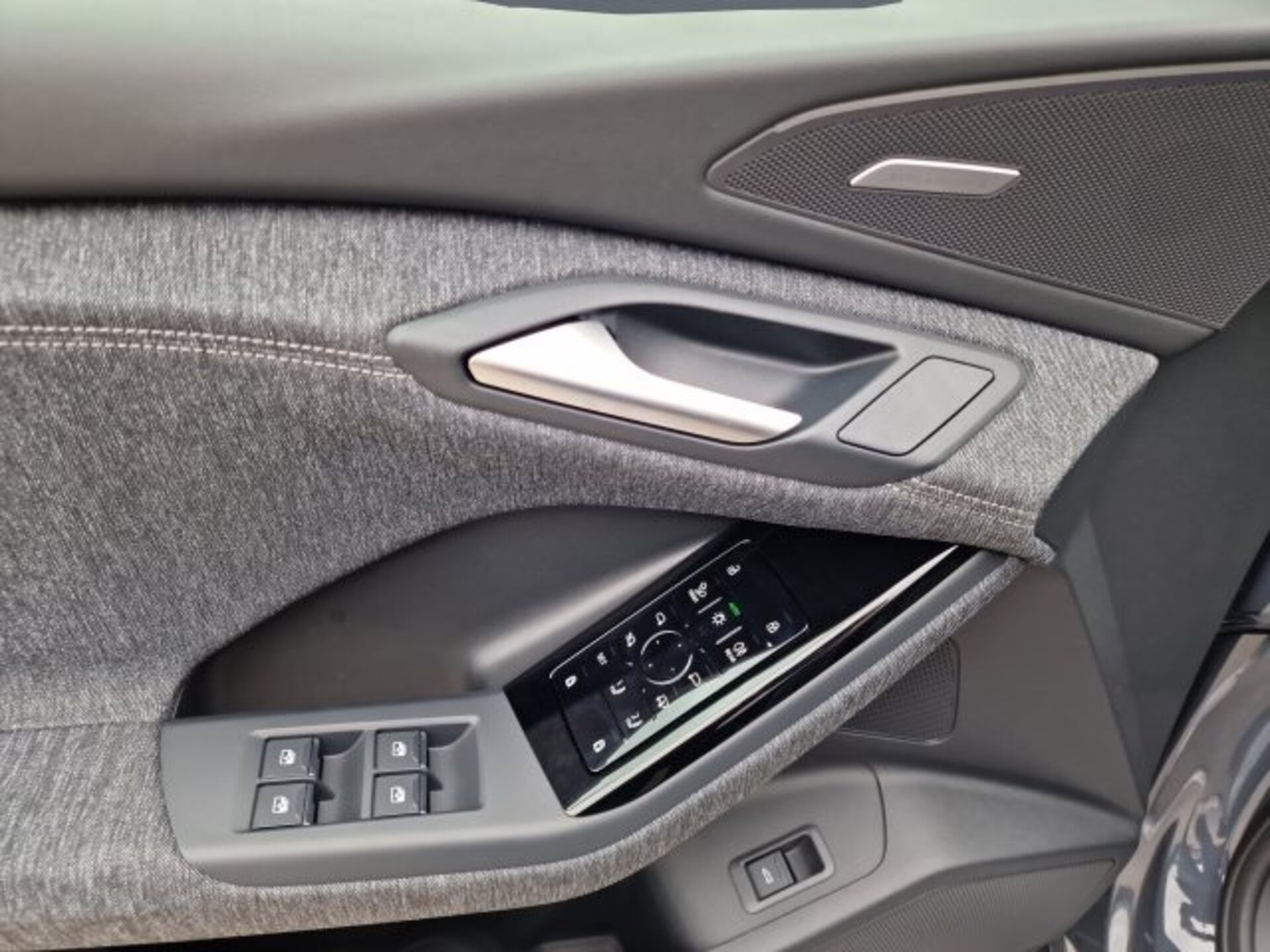 Audi Q6 SUV e-tron