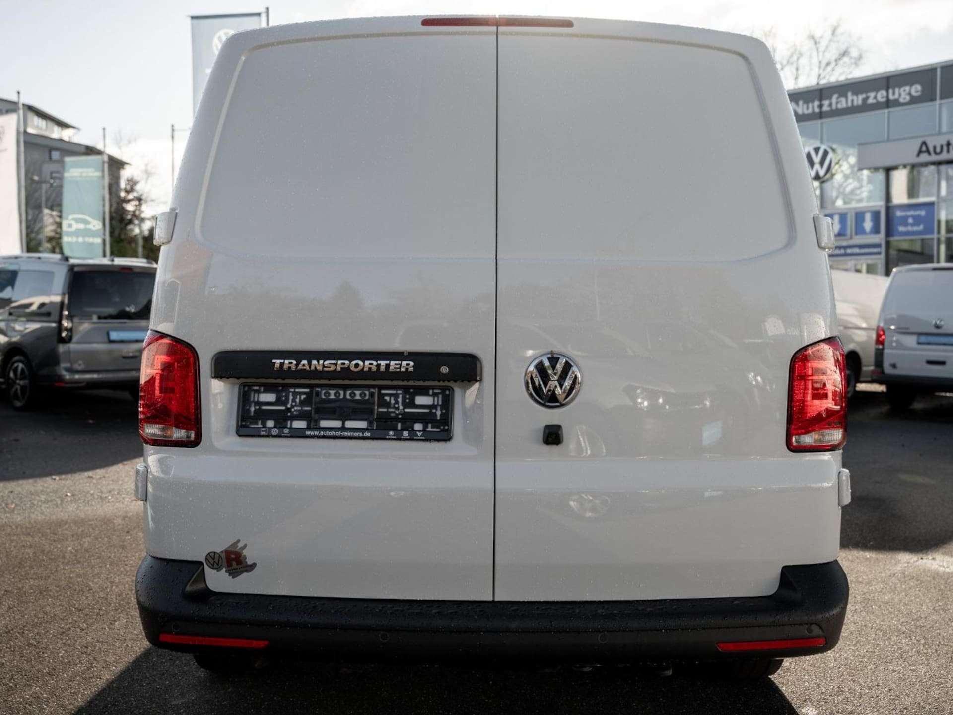 Volkswagen T6.1 Transporter Kasten langer Radstand