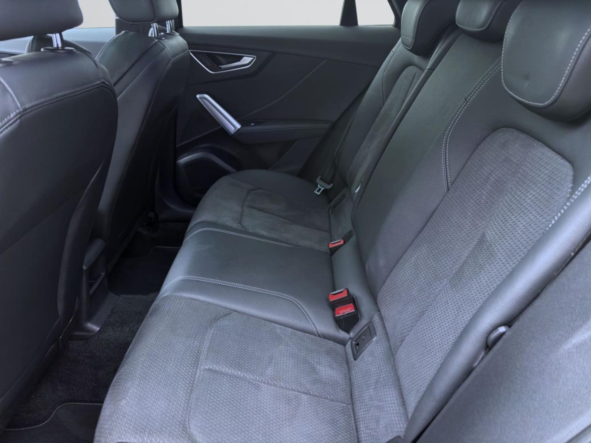 Audi Q2 S line