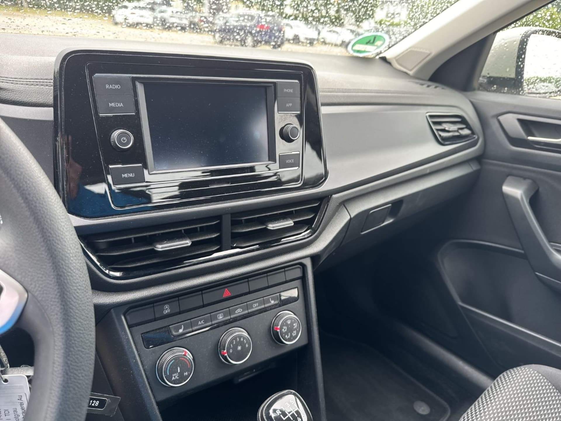 Volkswagen T-Roc Basis-Modell