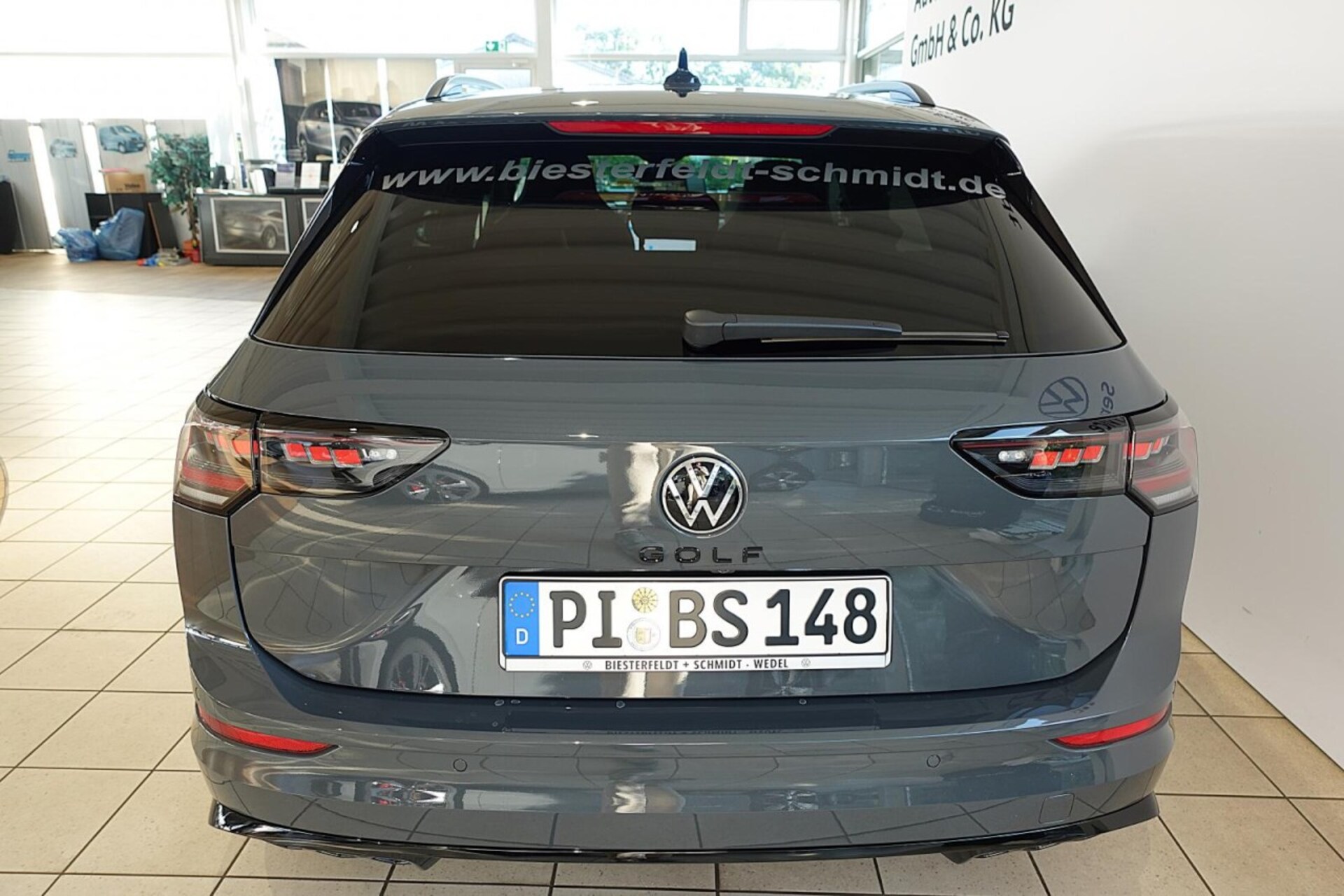 Volkswagen Golf Variant R-Line