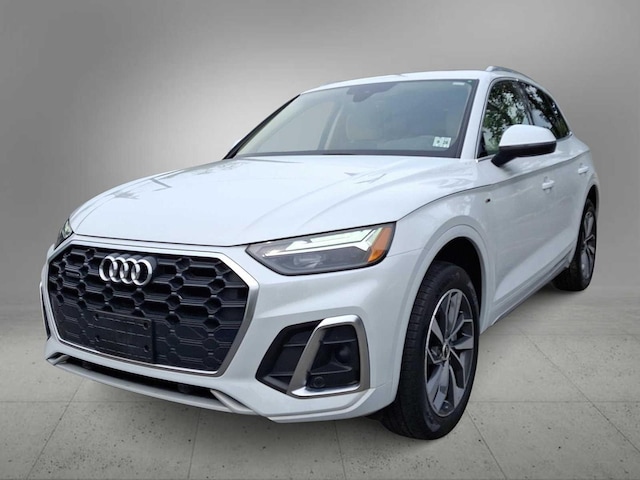 Photo of 2023 Audi Q5