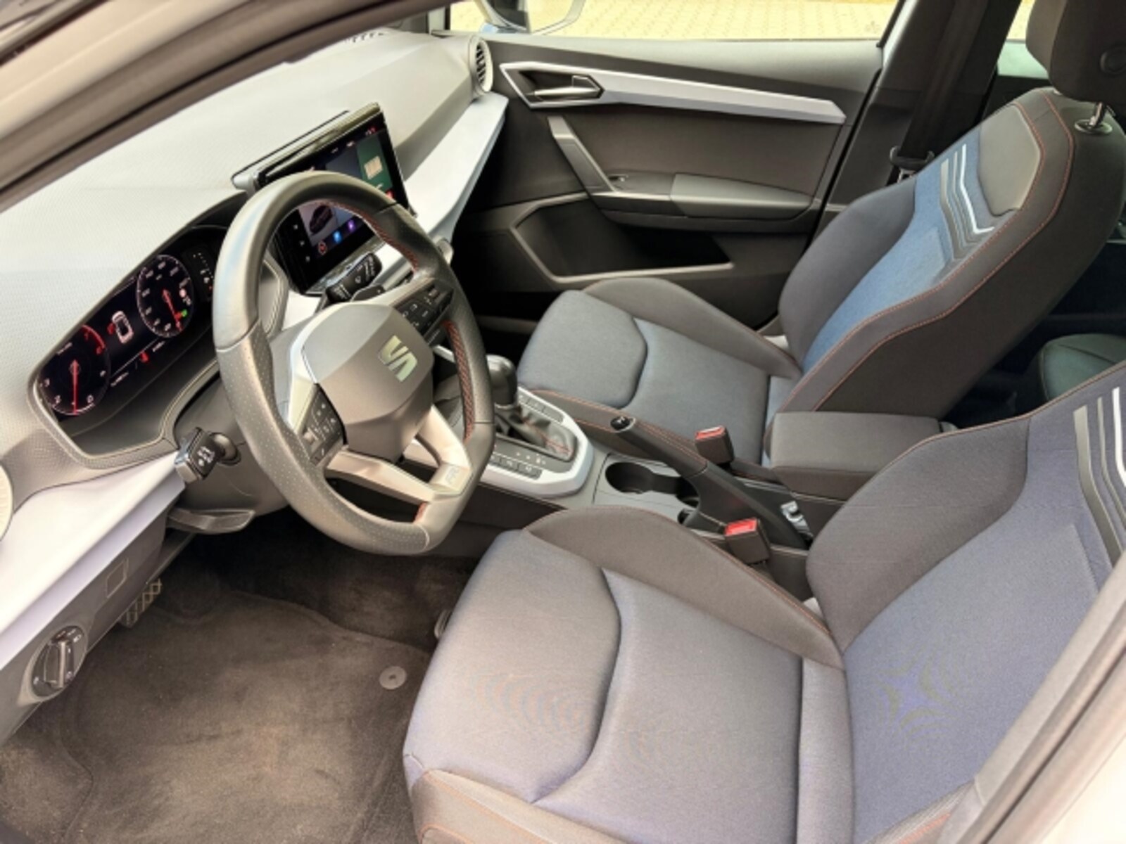 SEAT Arona – Bild 12