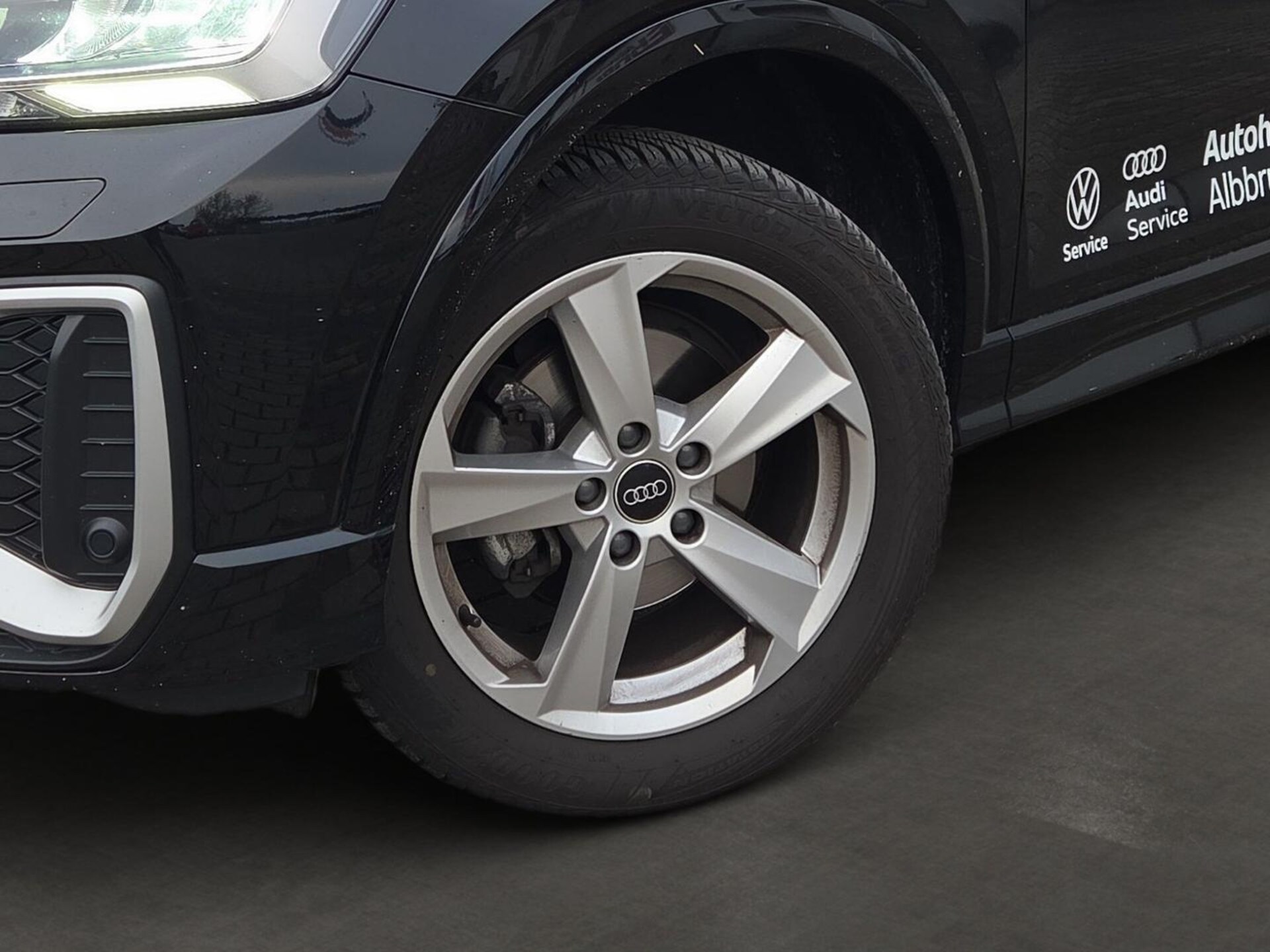 Audi Q2 S line