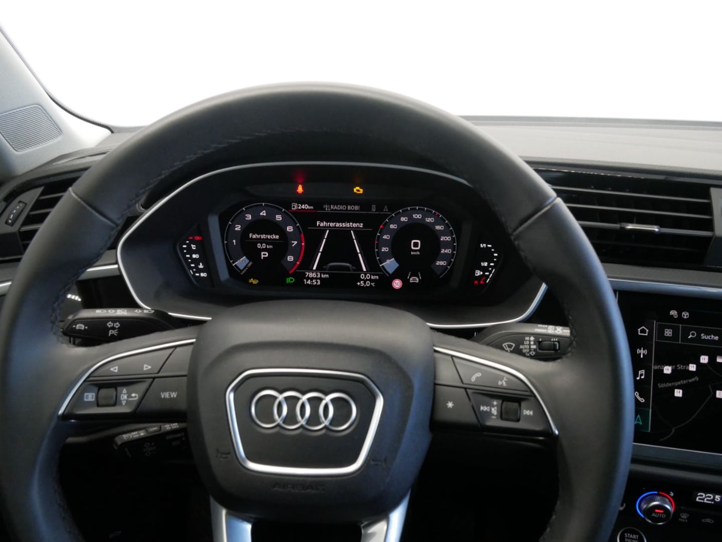 Bild über Audi Q3 advanced 35 TFSI S tronic - für weitere Informationen kontaktieren Sie den Audi Partner