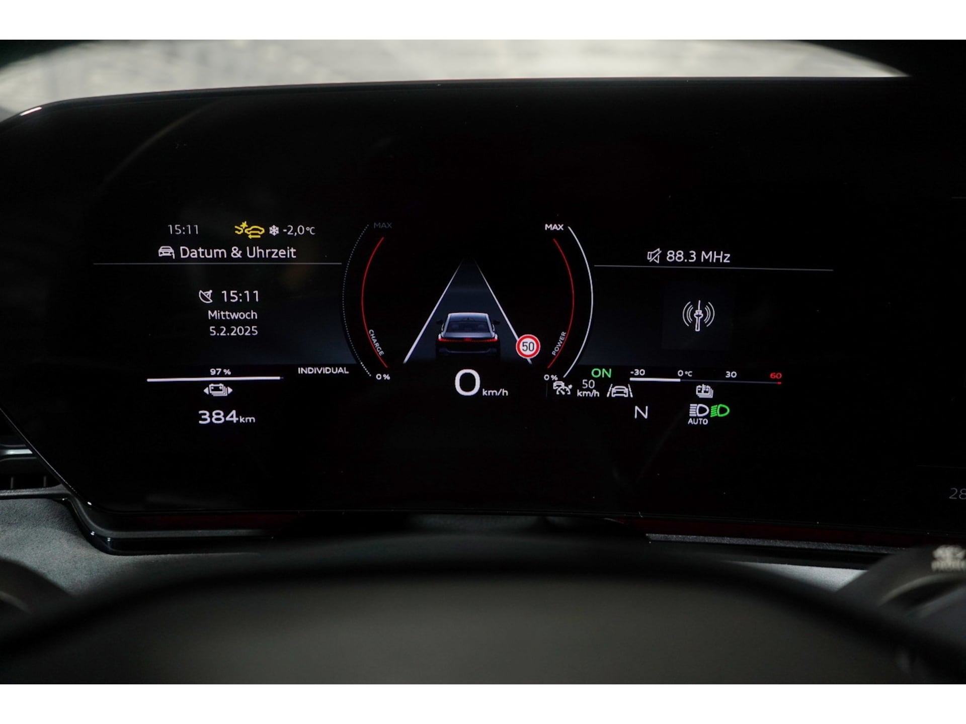 Audi S6 Avant e-tron edition one