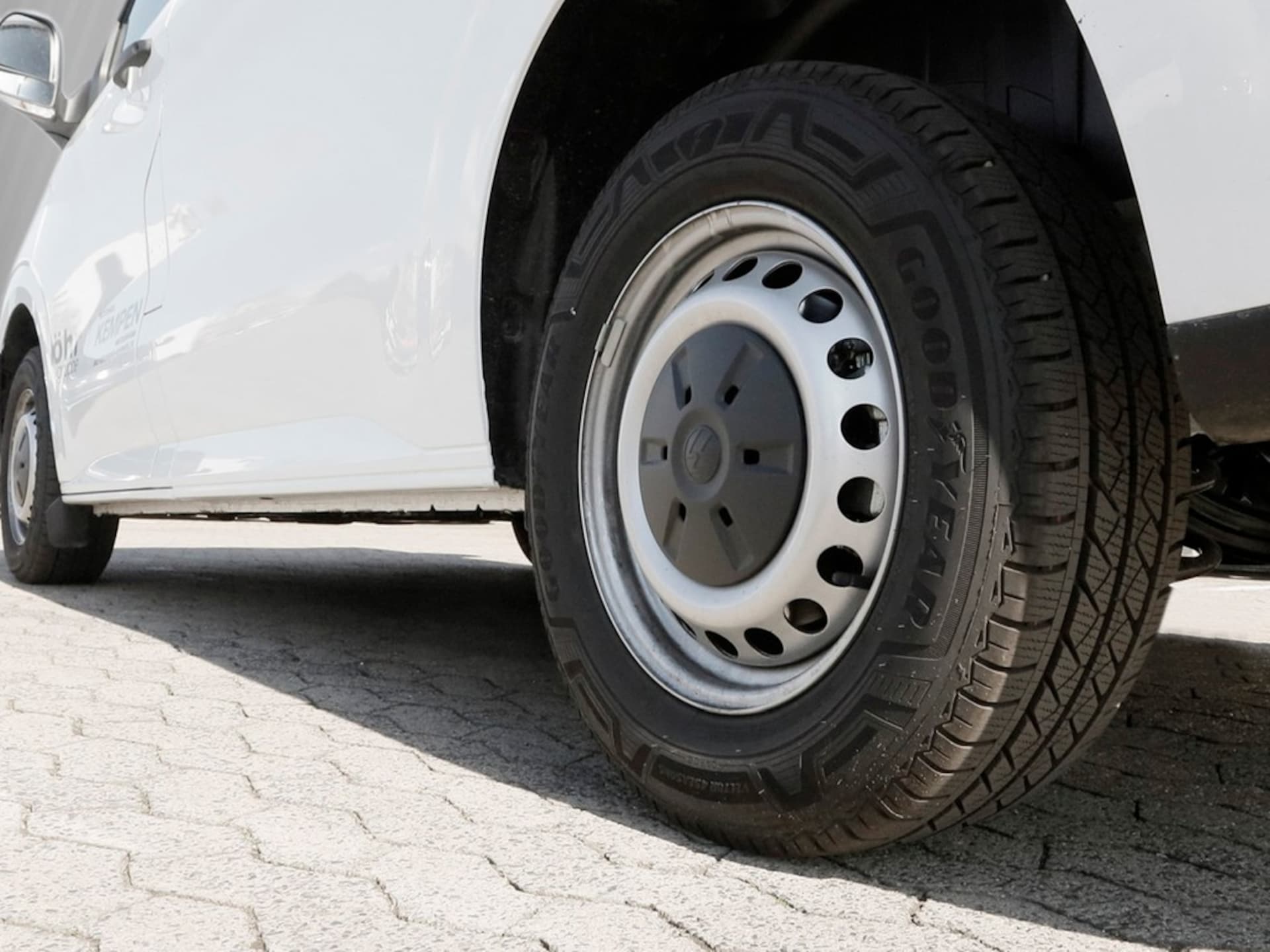 Volkswagen Transporter Kasten kurzer Radstand