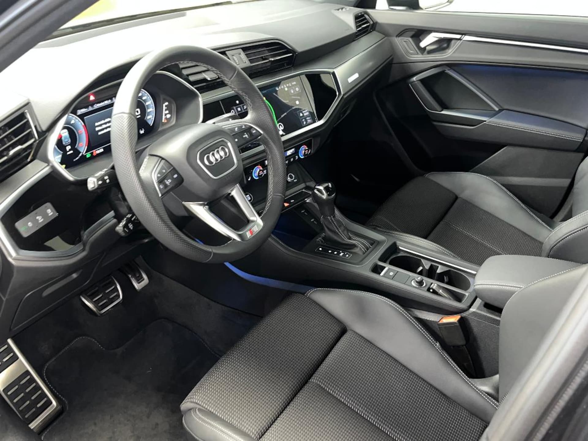 Audi Q3 SUV S line
