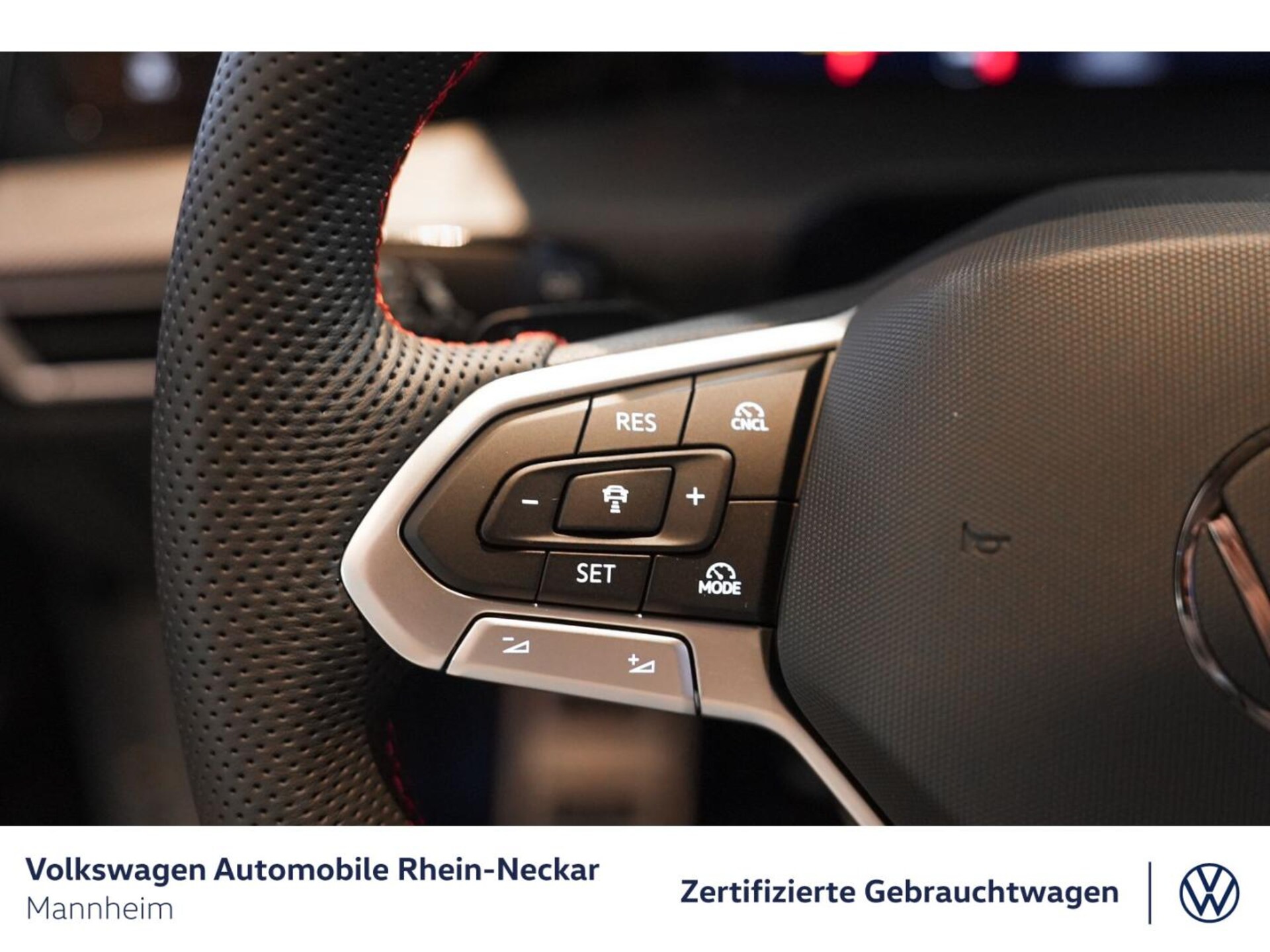 Volkswagen Golf GTI