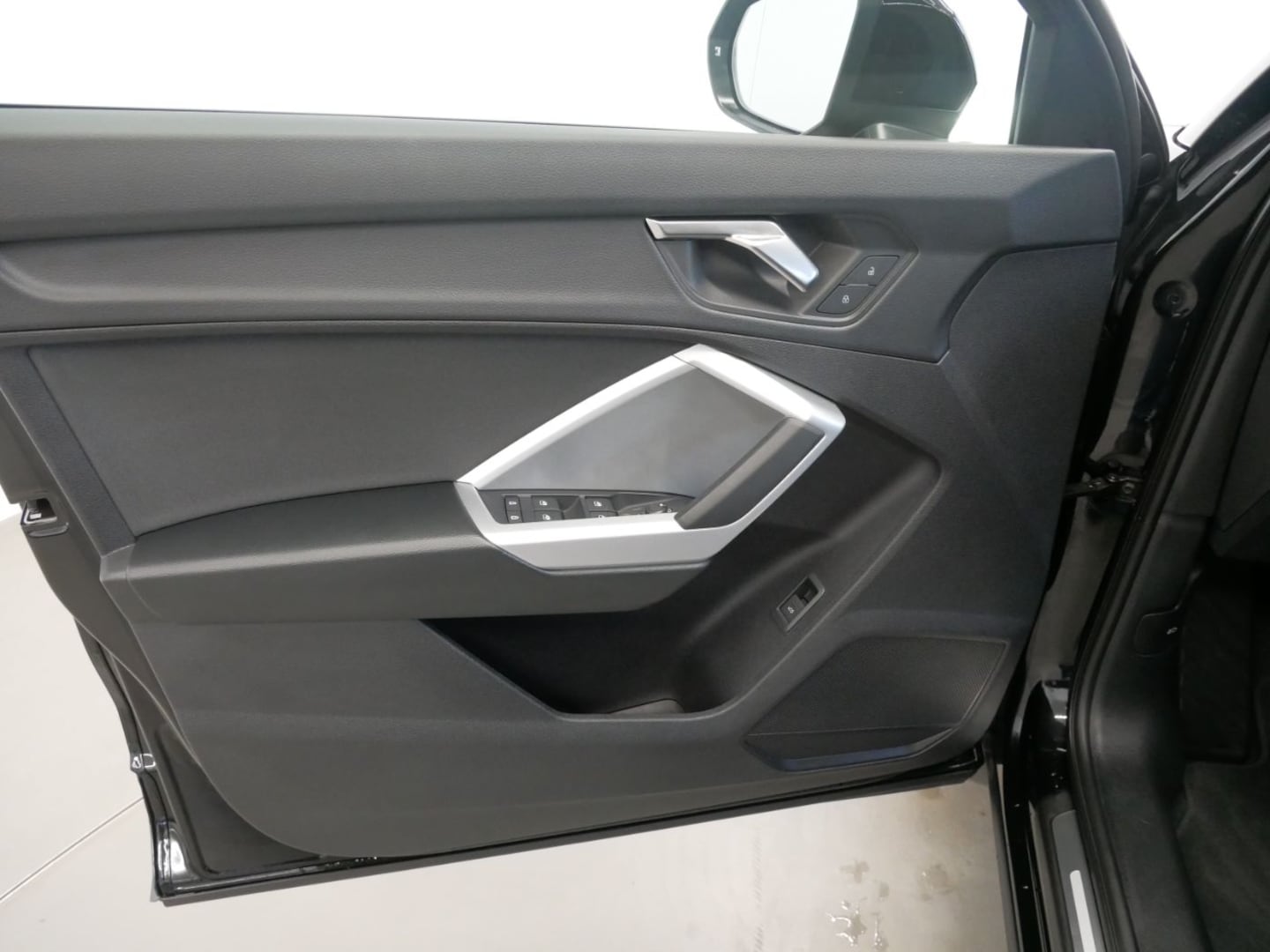 Bild über Audi Q3 advanced 35 TFSI S tronic - für weitere Informationen kontaktieren Sie den Audi Partner