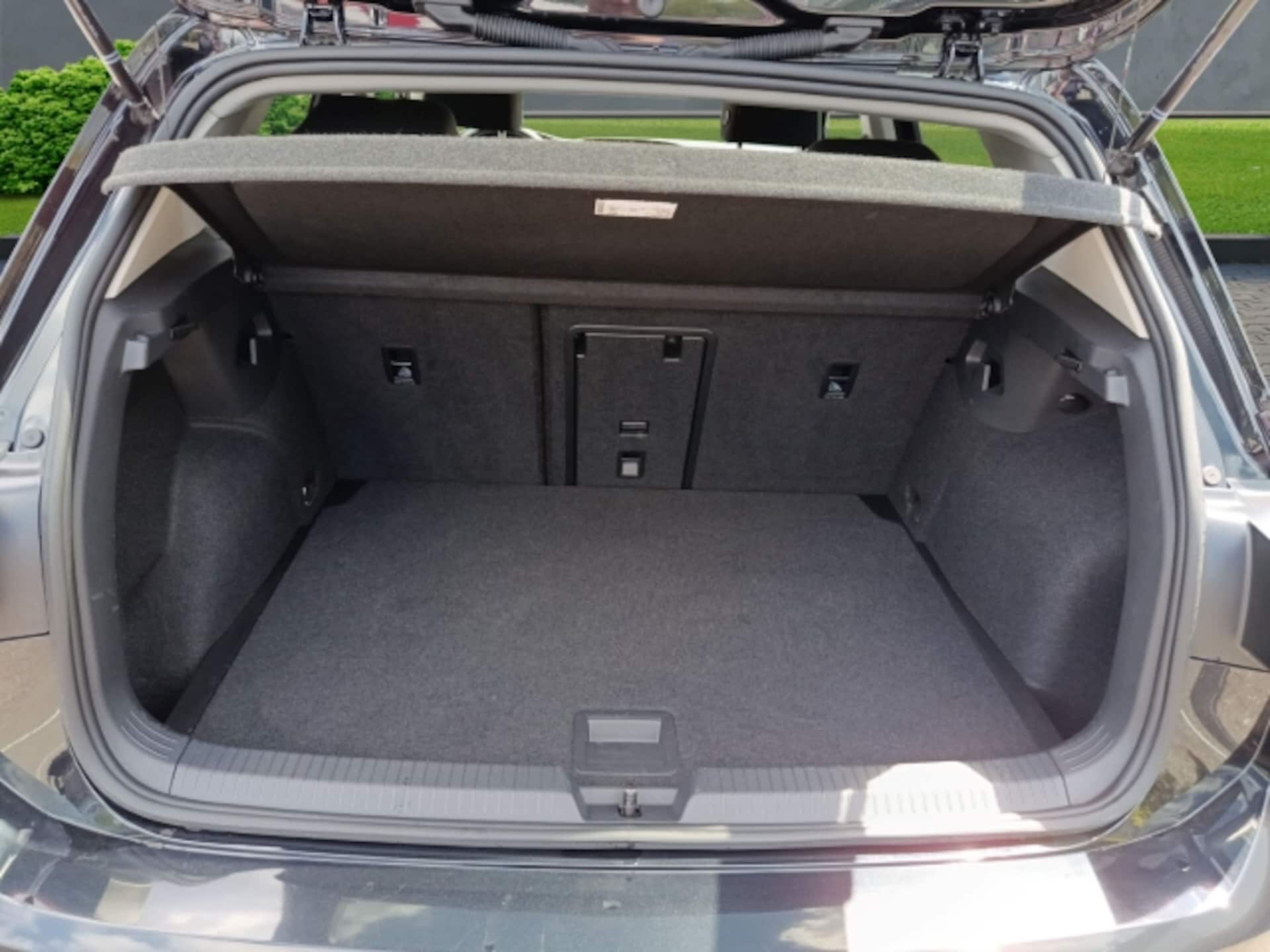 Volkswagen Golf MOVE
