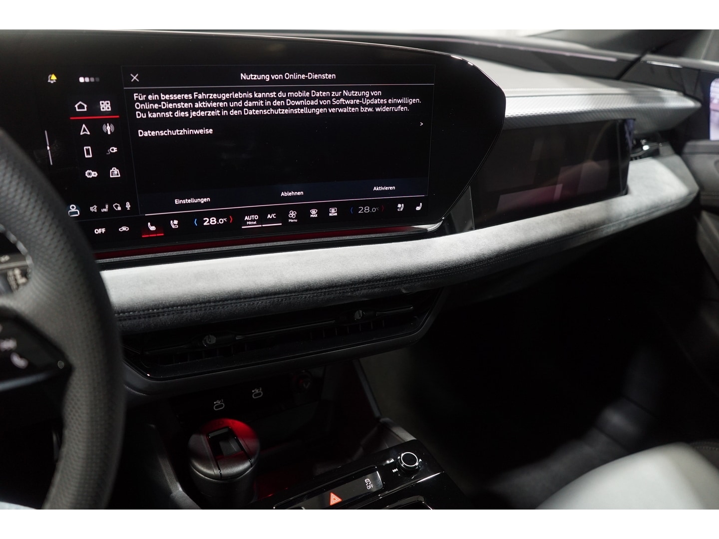 Bild über Audi S6 Avant e-tron edition one grey e-tron - für weitere Informationen kontaktieren Sie den Audi Partner