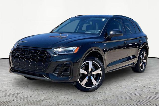 2023 Audi Q5 45 Prestige's photo