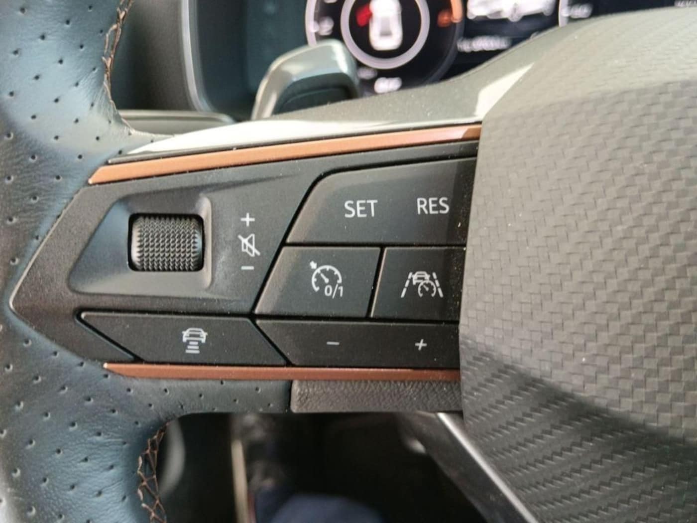 CUPRA Leon León 2.0 TSI VZ DSG 221 kW (300 CV) — photo 10