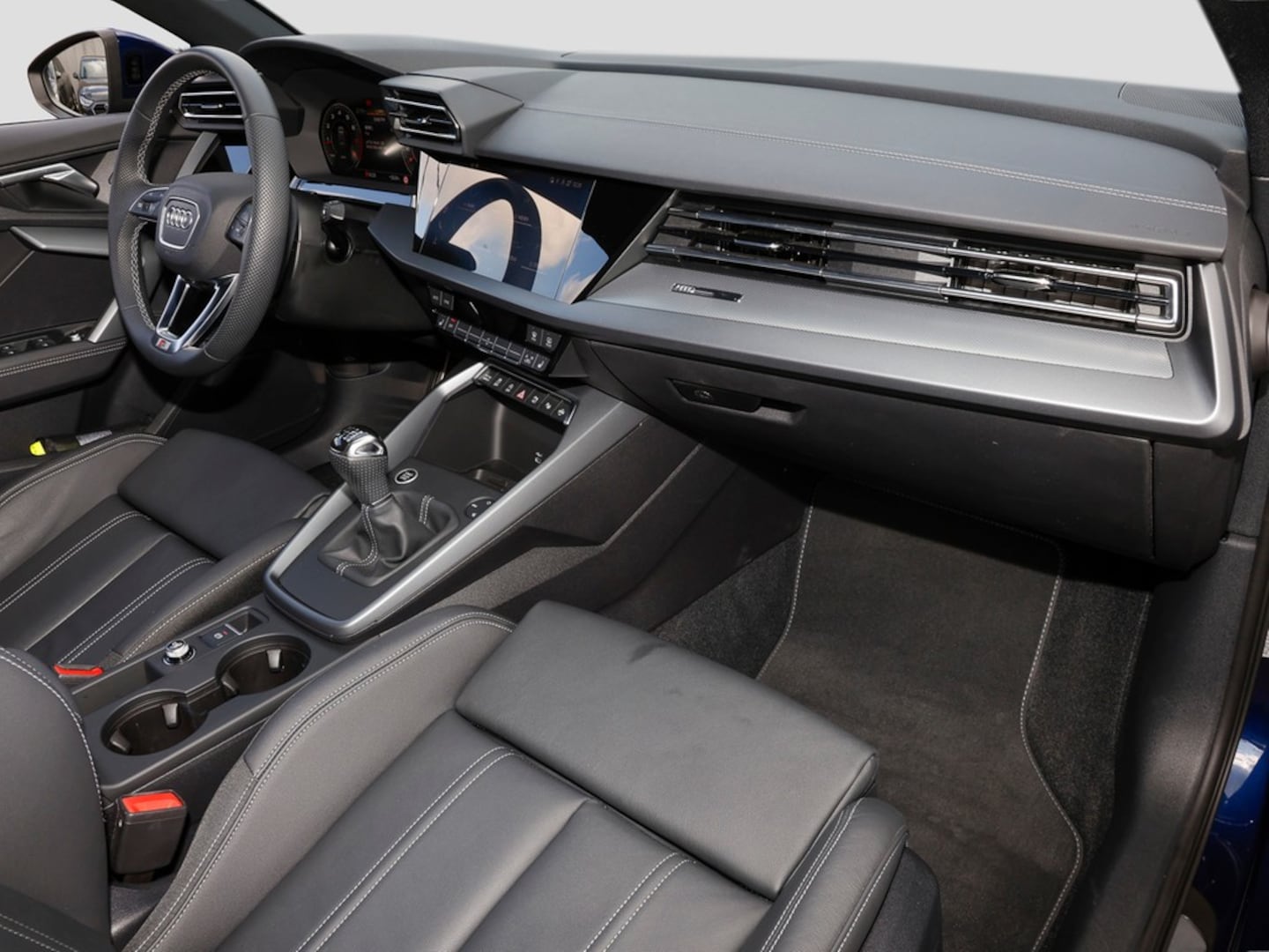 Bild über Audi A3 Limousine TFSI Schaltgetriebe - für weitere Informationen kontaktieren Sie den Audi Partner